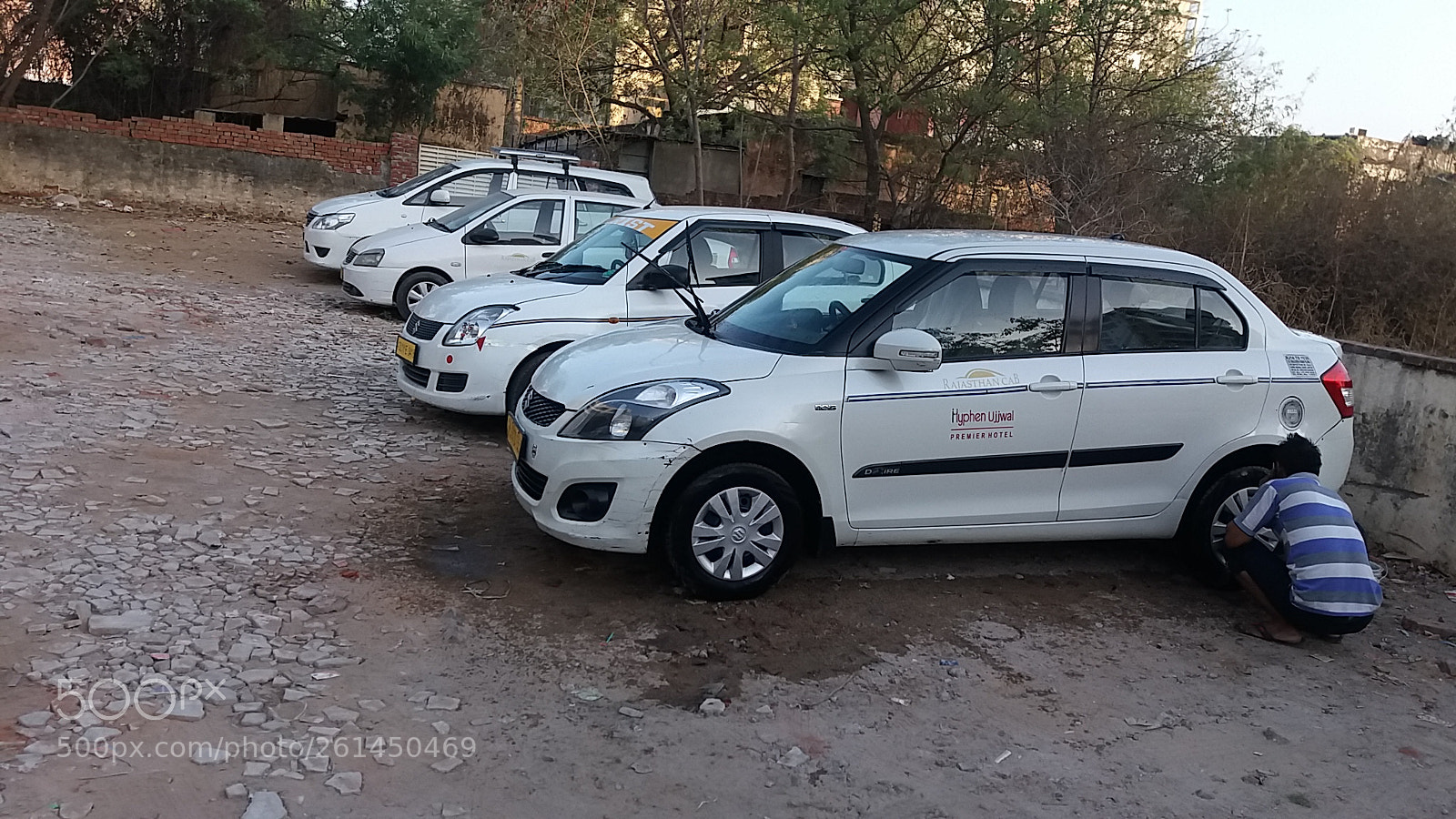 Samsung Galaxy J5 sample photo. Taxi, cab, car rental photography