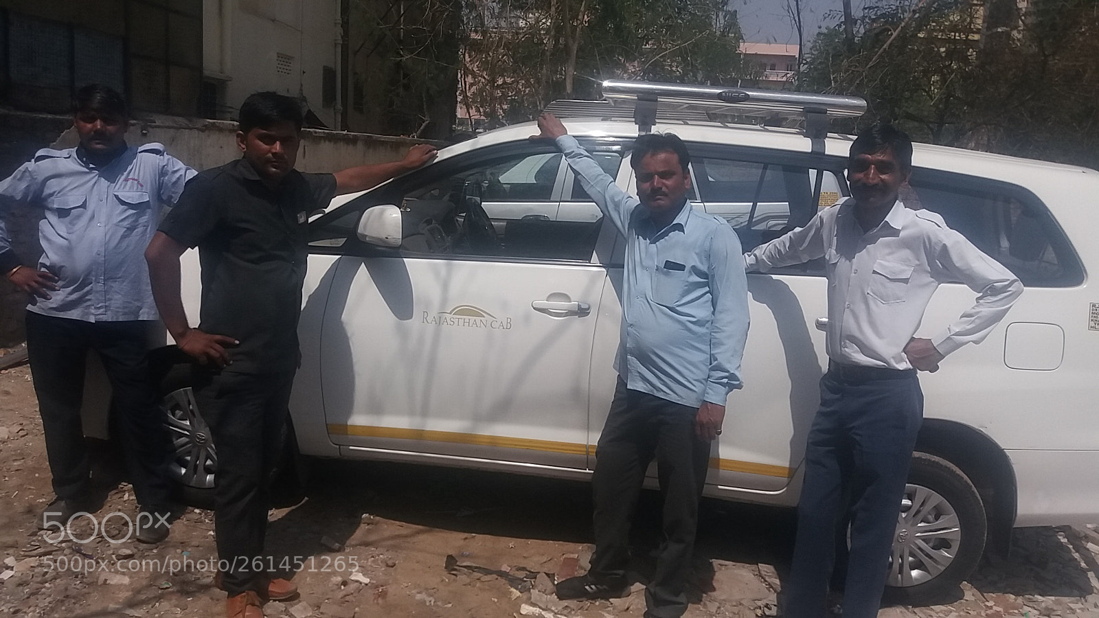 Samsung Galaxy J5 sample photo. Taxi, cab, car rental photography