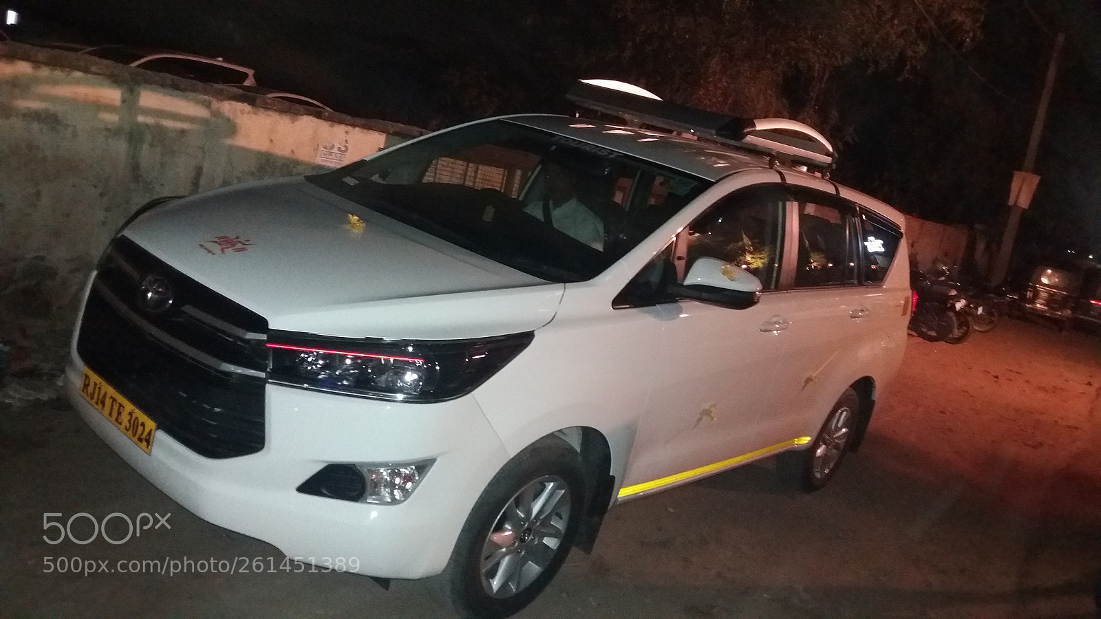 Samsung Galaxy J5 sample photo. Taxi, cab, car rental photography