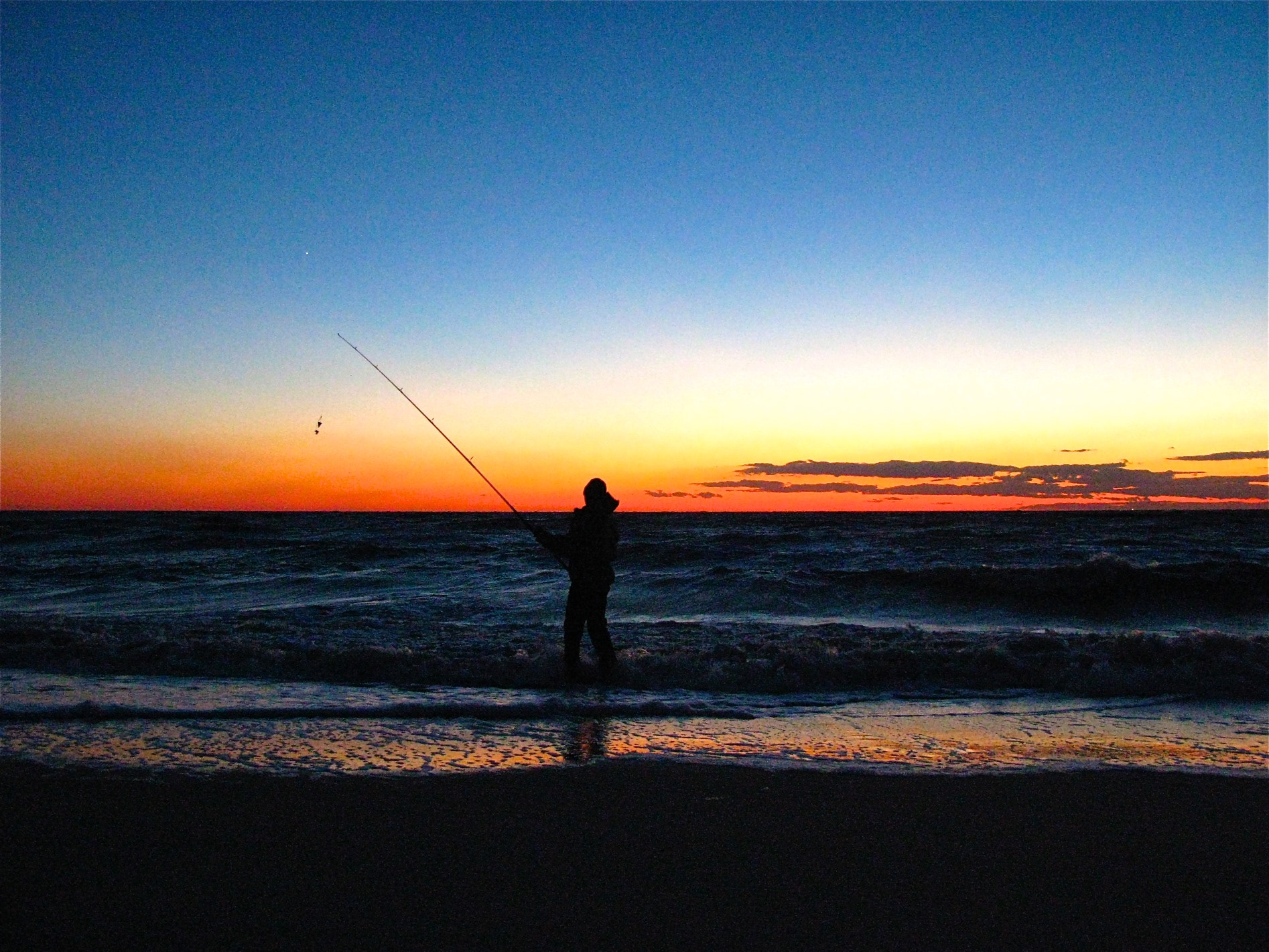Canon POWERSHOT G9 sample photo. Fishing at sunset photography