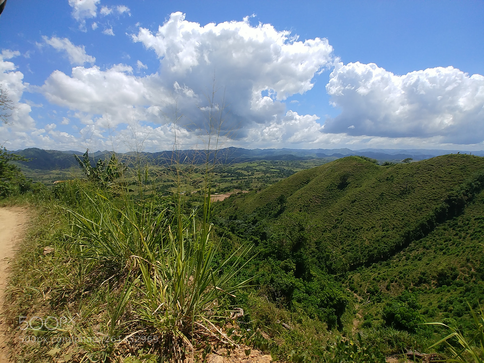LG G6 sample photo. Mountain photography
