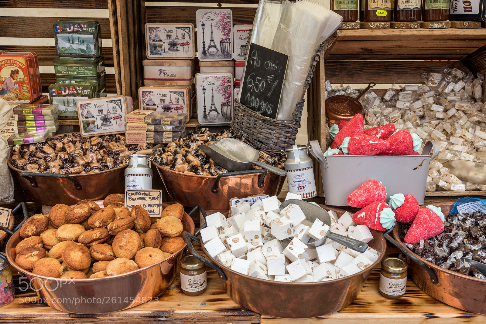 Nikon D750 sample photo. Montmartre - sweets, paris photography