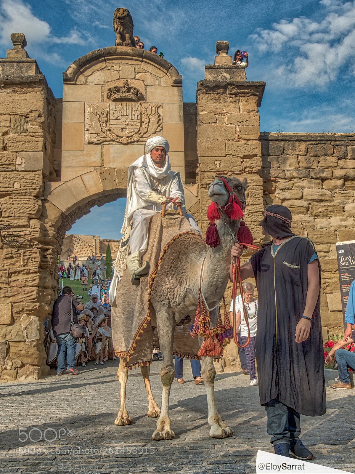 Olympus OM-D E-M5 II sample photo. Festa major de lleida photography