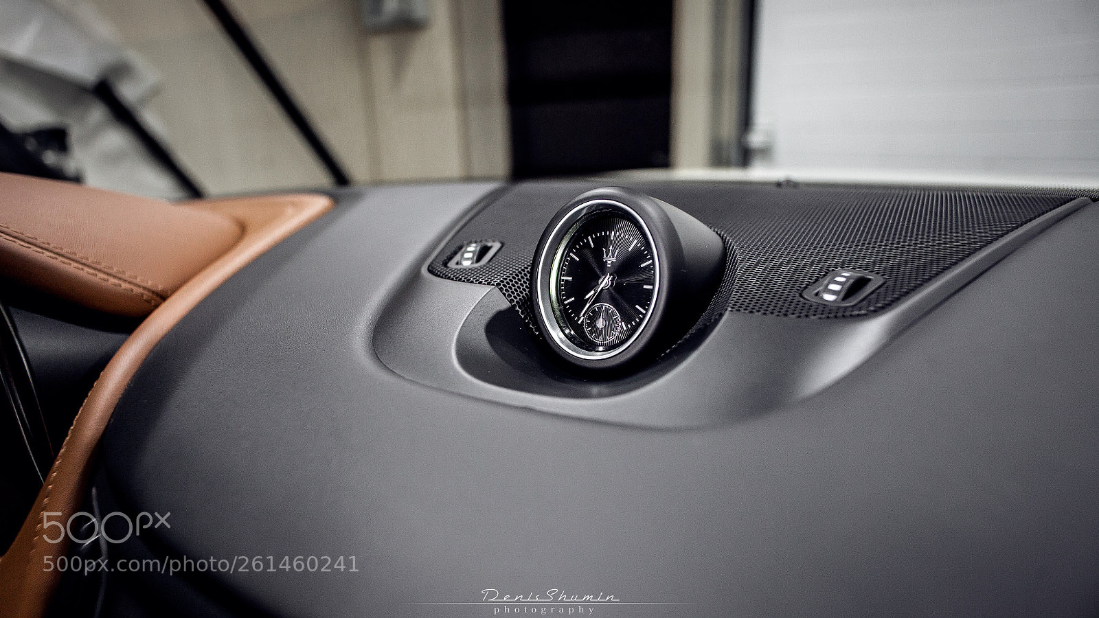 Canon EOS 5D Mark II sample photo. Maserati levante photography