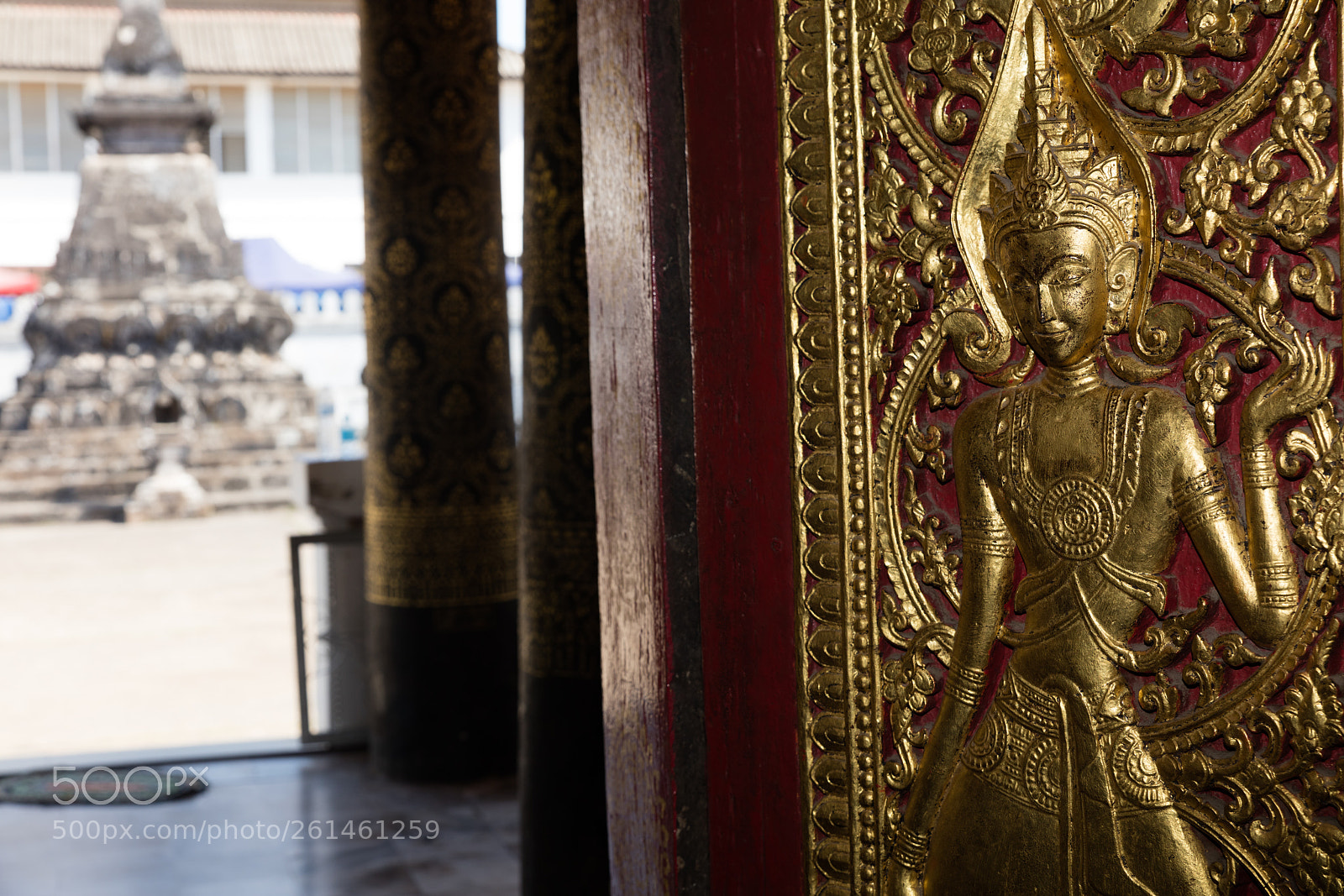 Canon EOS 5DS R sample photo. Temple in luang prabang photography