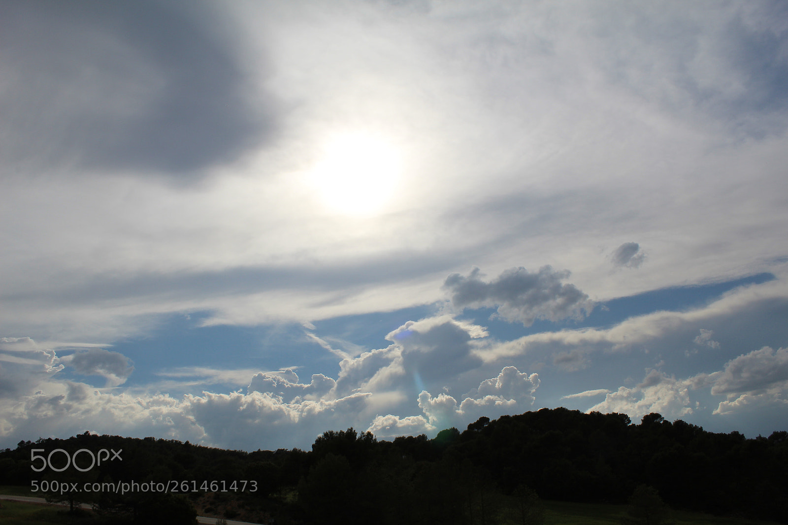 Canon EOS 1300D (EOS Rebel T6 / EOS Kiss X80) sample photo. Entre nubes photography