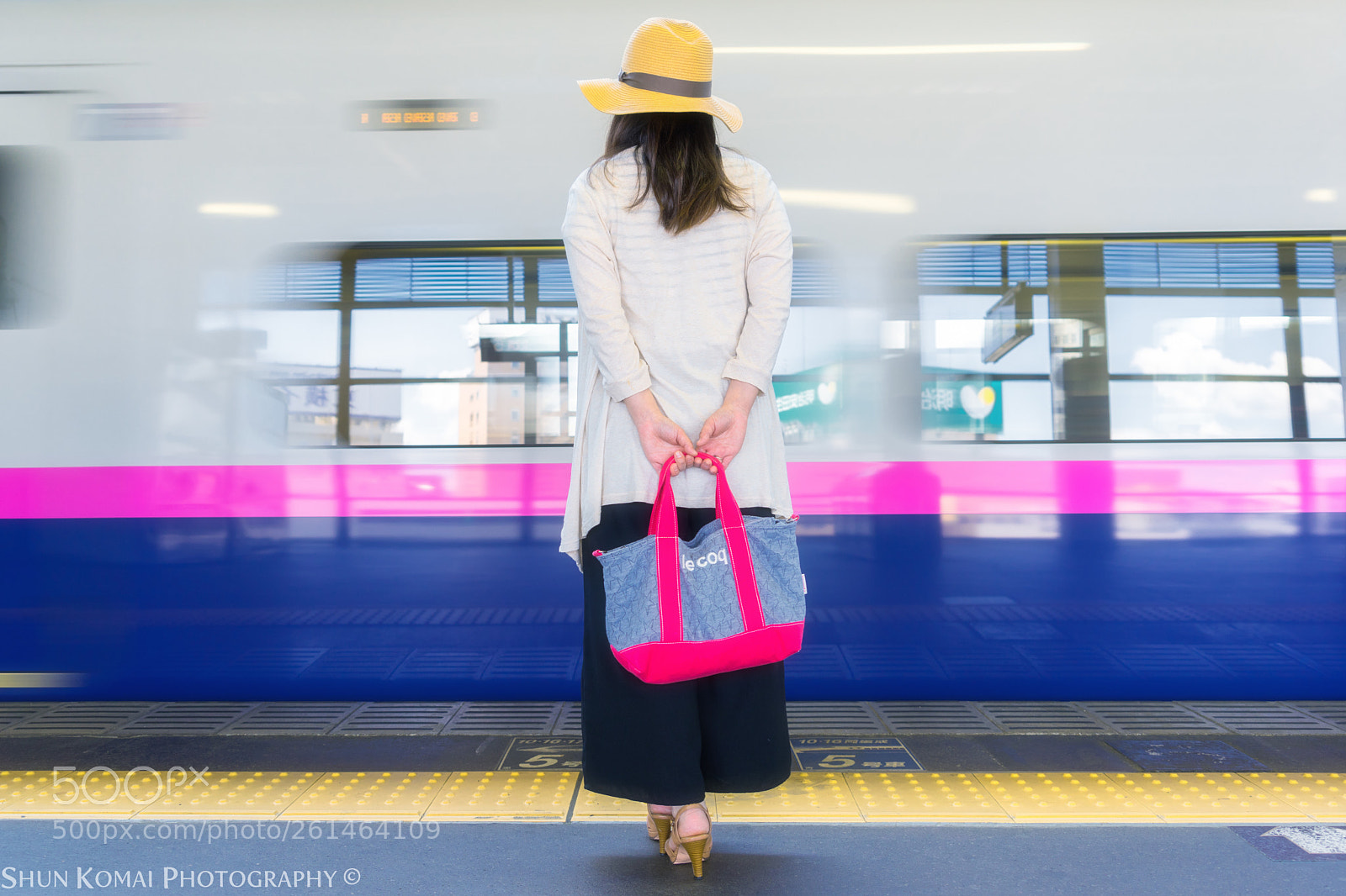 Sony a7 sample photo. Train & lady photography