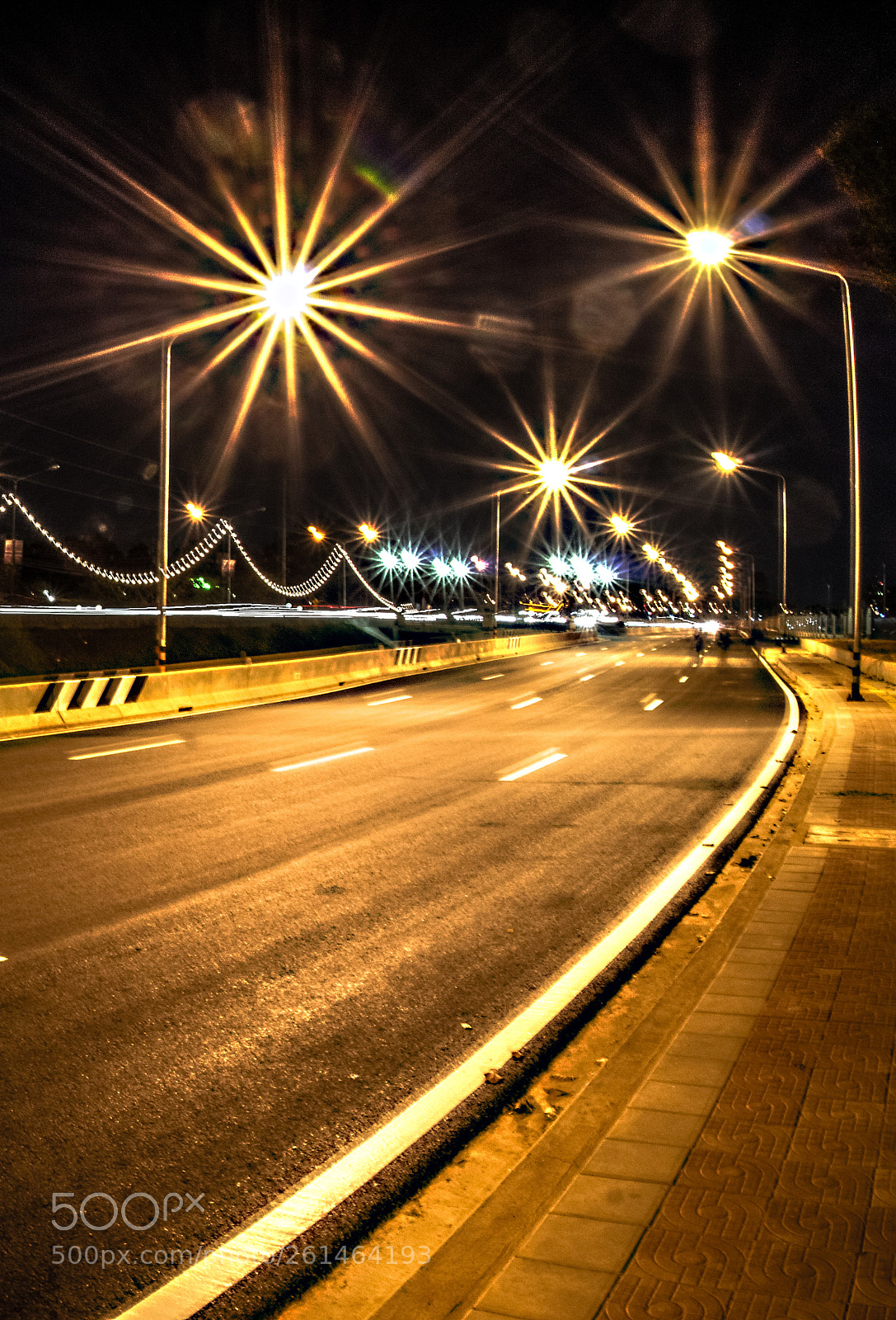 Sony SLT-A77 sample photo. Street lighting night photography