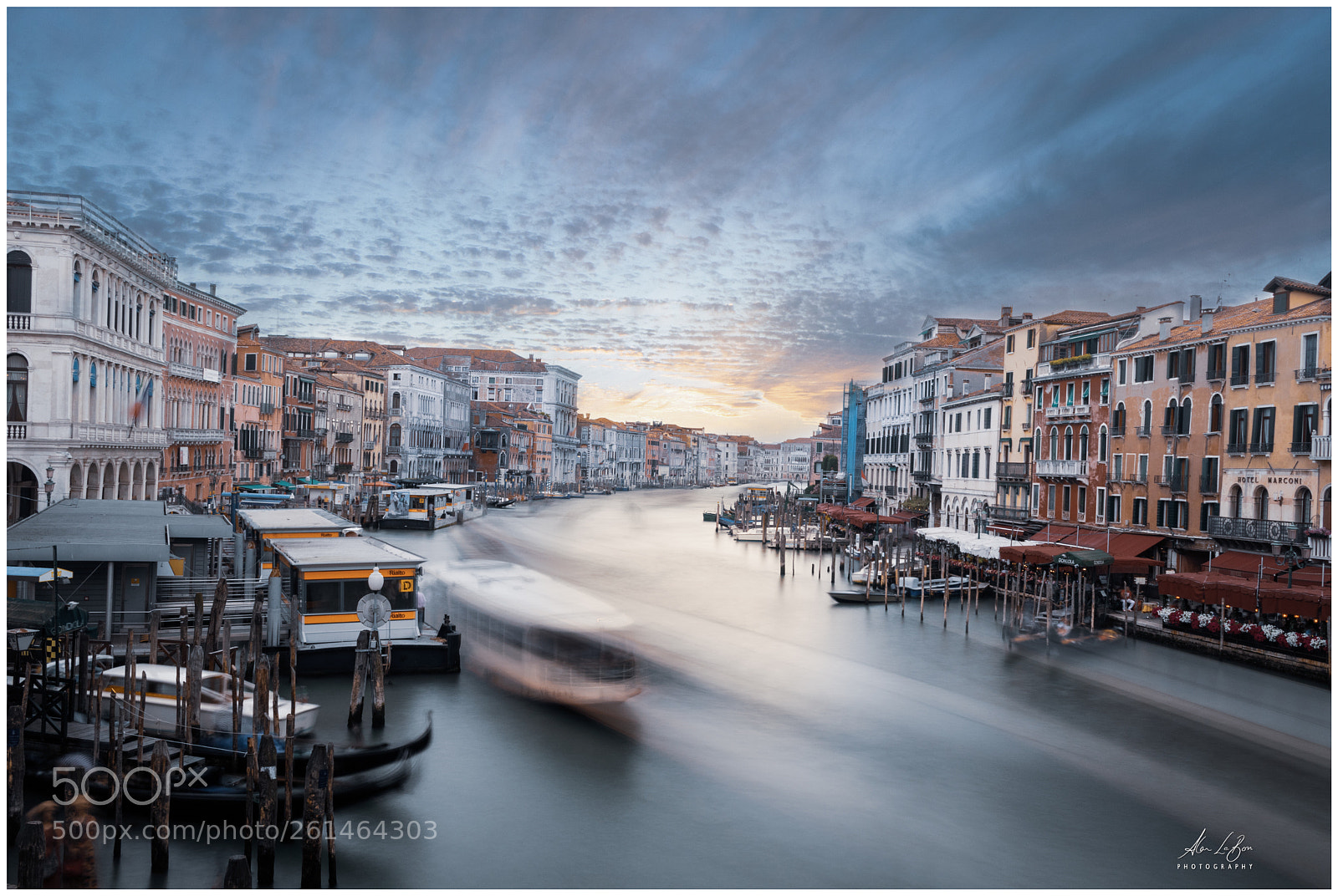 Canon EOS 77D (EOS 9000D / EOS 770D) sample photo. Grand canal, venice photography