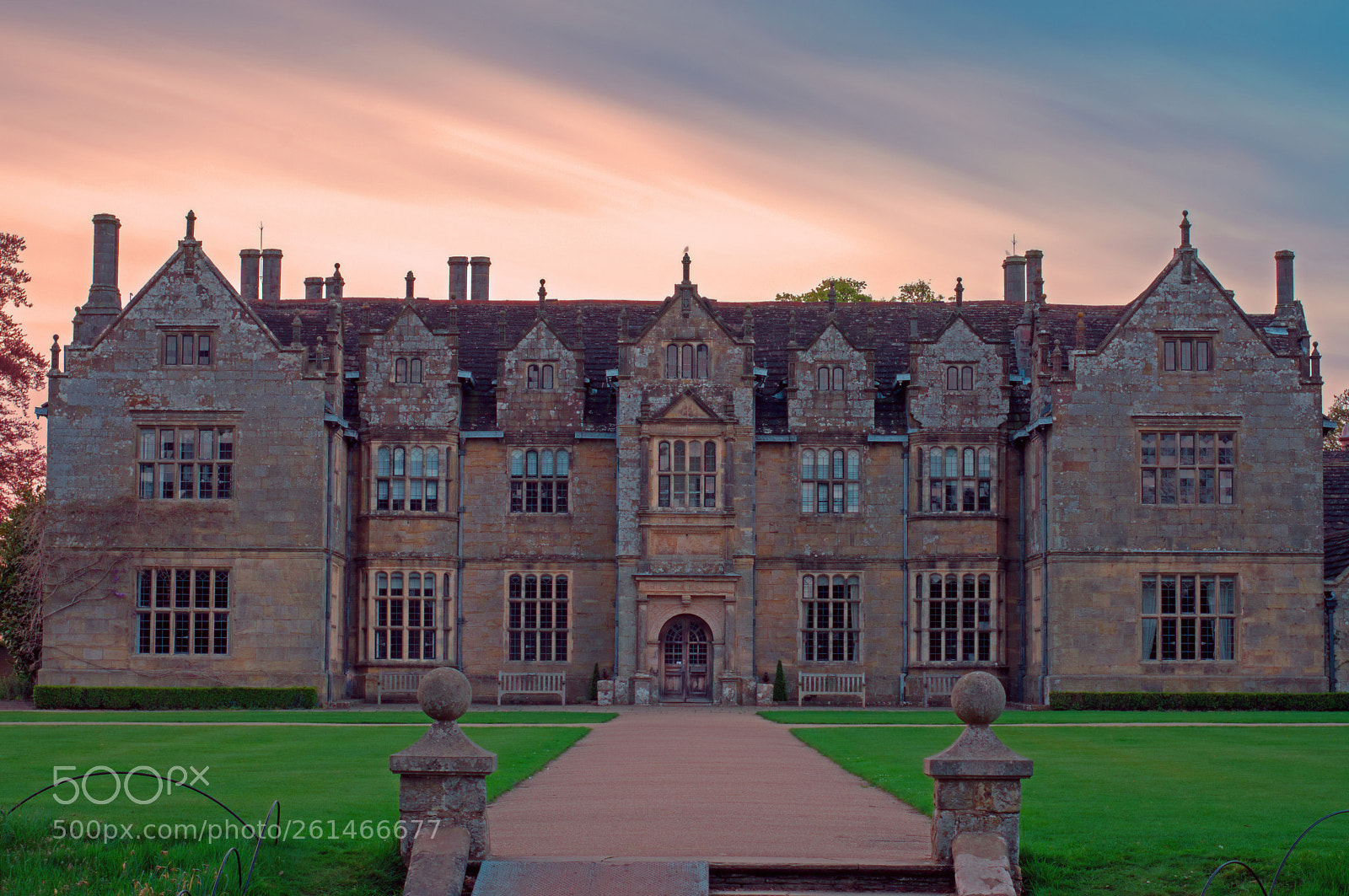 Nikon D3400 sample photo. Wakehurst house long exposure photography