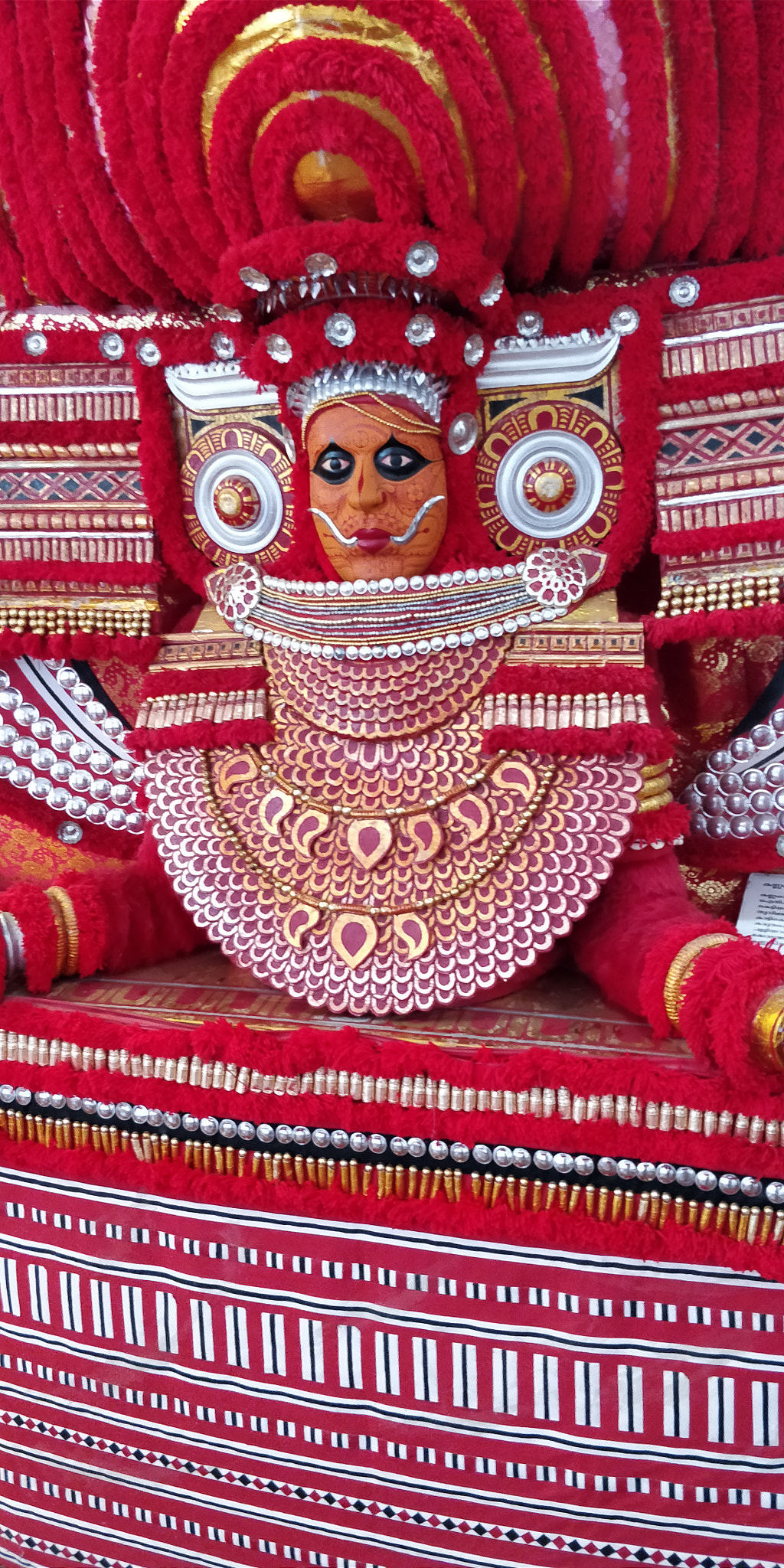 OnePlus 5T sample photo. A ritual art form.  man by day, goddess by night. photography