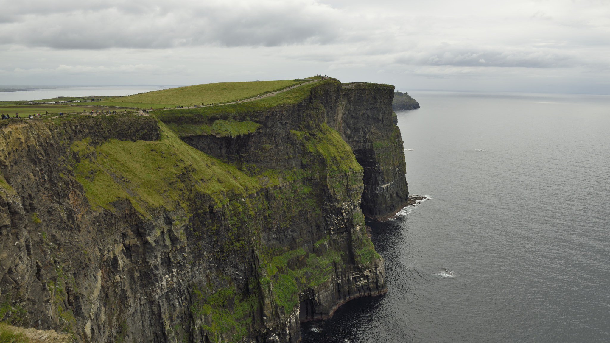Nikon AF-S Nikkor 24-70mm F2.8G ED sample photo. Cliffs of moher photography