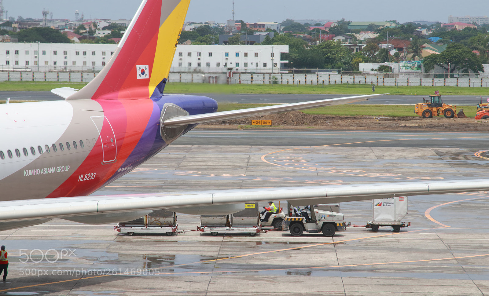 Canon EOS 80D sample photo. Airplanes in naia philippines photography