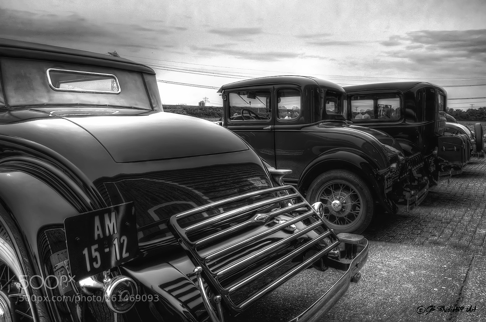 Canon EOS 400D (EOS Digital Rebel XTi / EOS Kiss Digital X) sample photo. ''old older oldest'' photography
