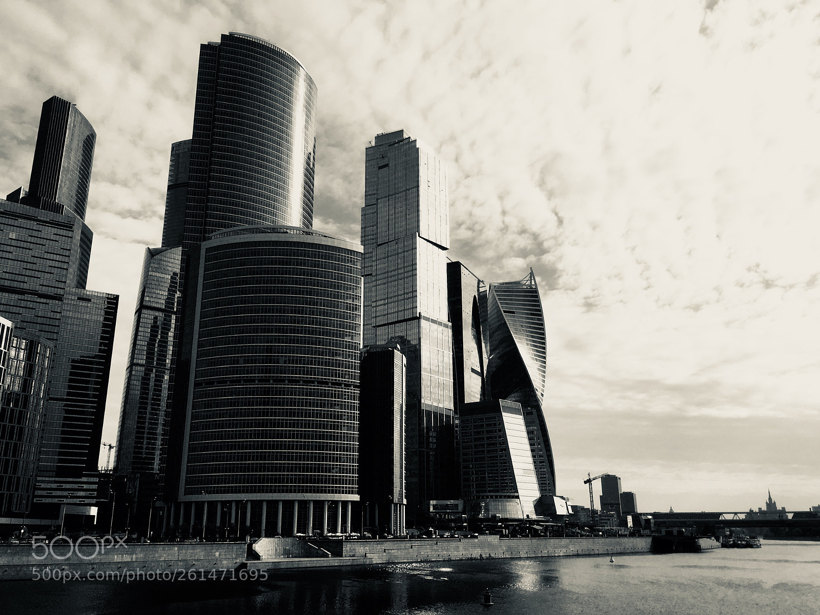Apple iPhone SE sample photo. Moscow-city photography