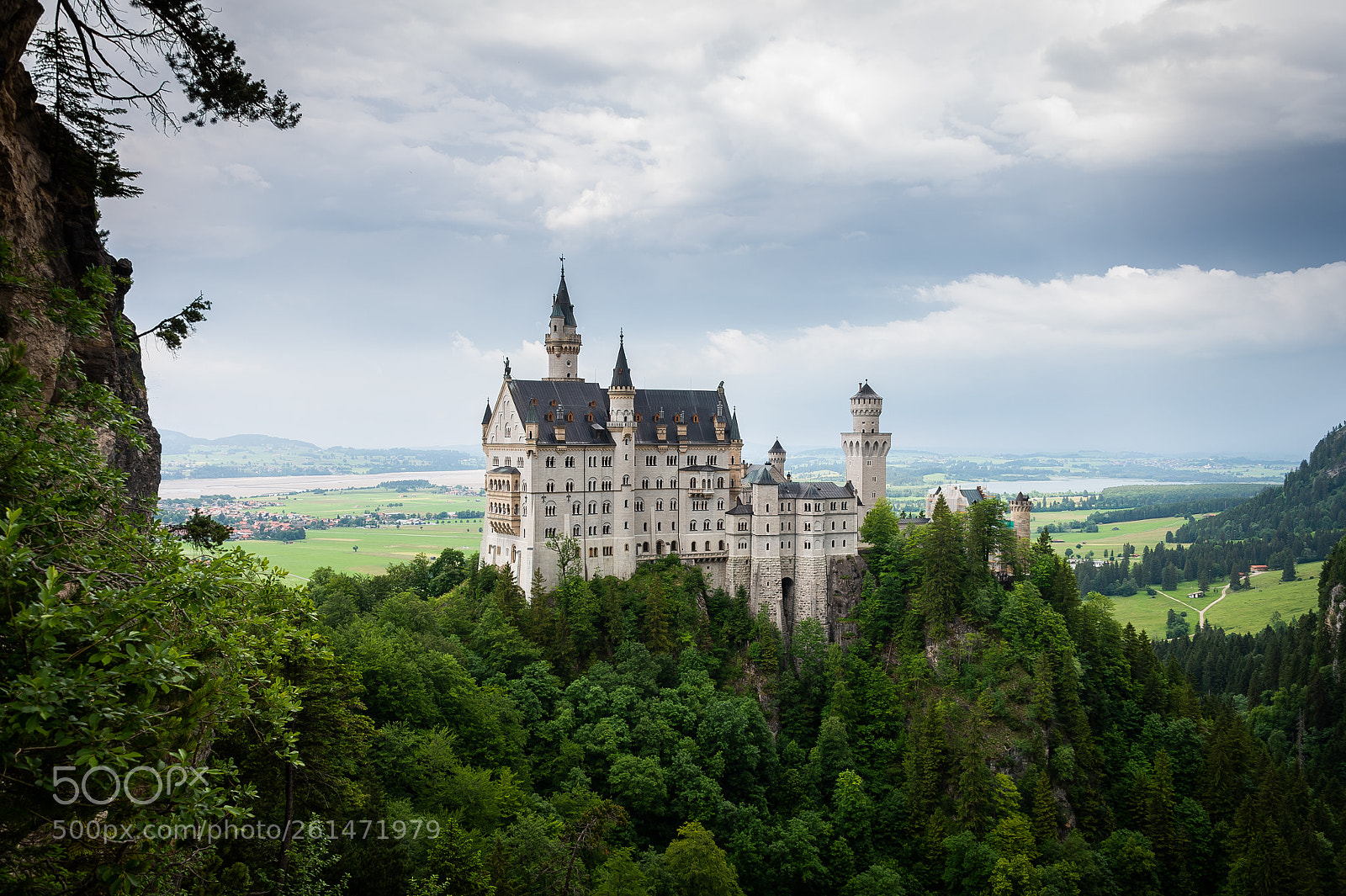 Nikon D4 sample photo. Neuschwanstein castle : bavaria : germany photography