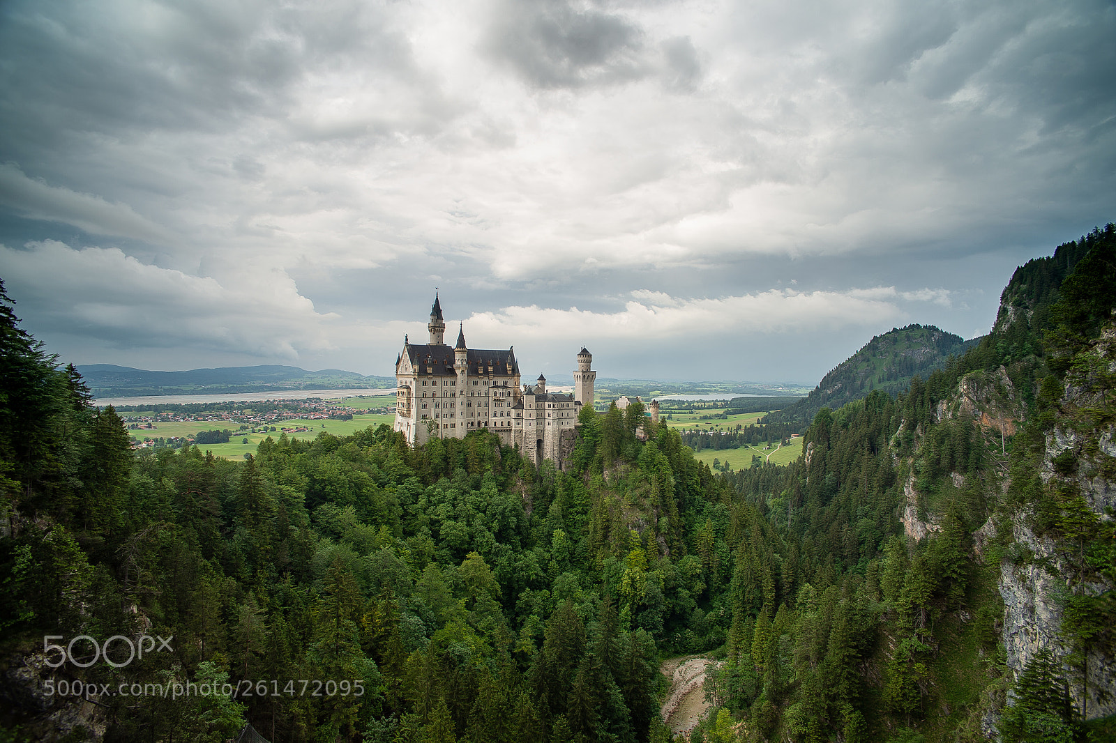 Nikon D4 sample photo. Neuschwanstein castle : bavaria : germany photography