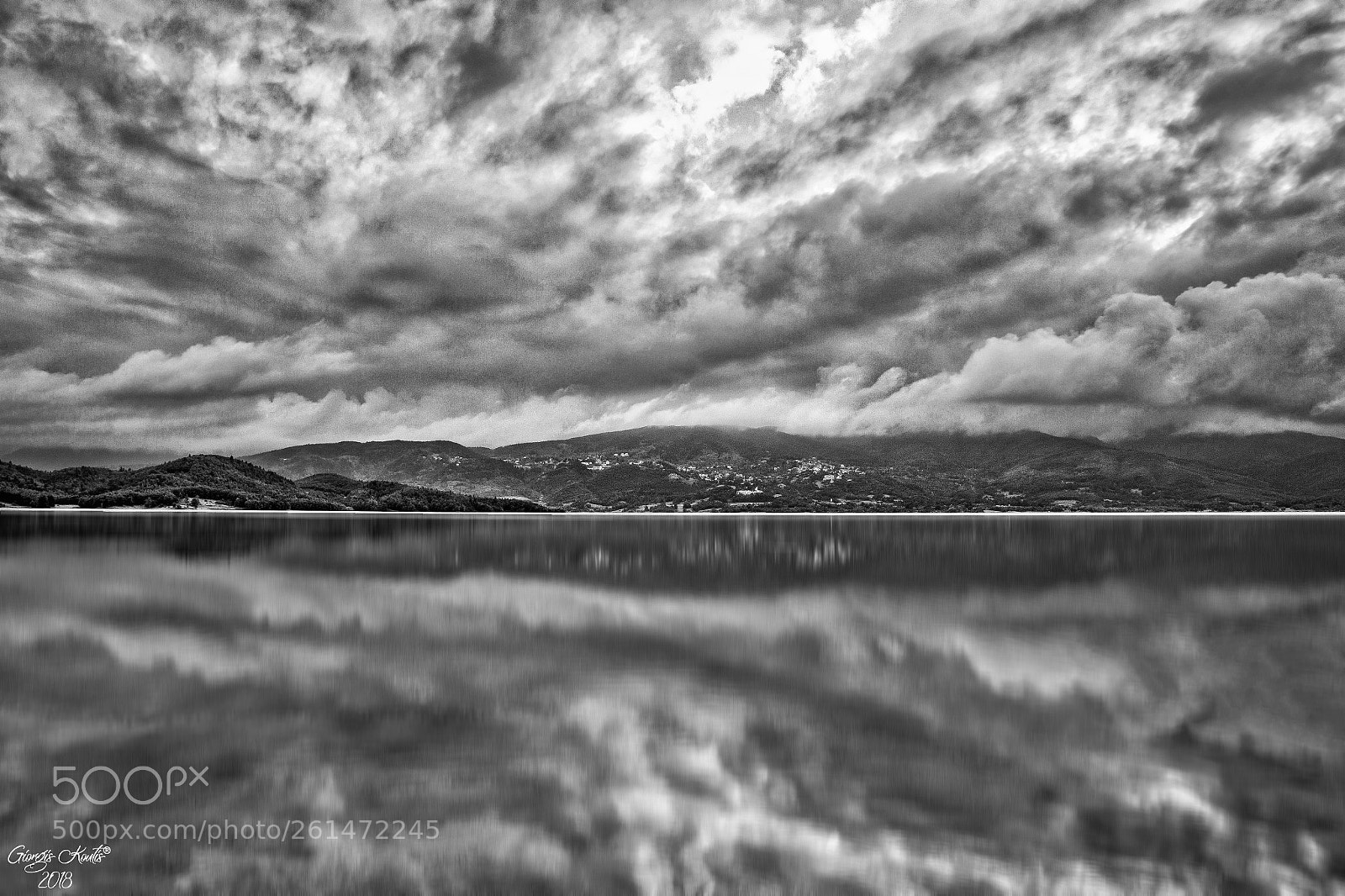 Canon EOS 5D Mark II sample photo. Lake hdr photography