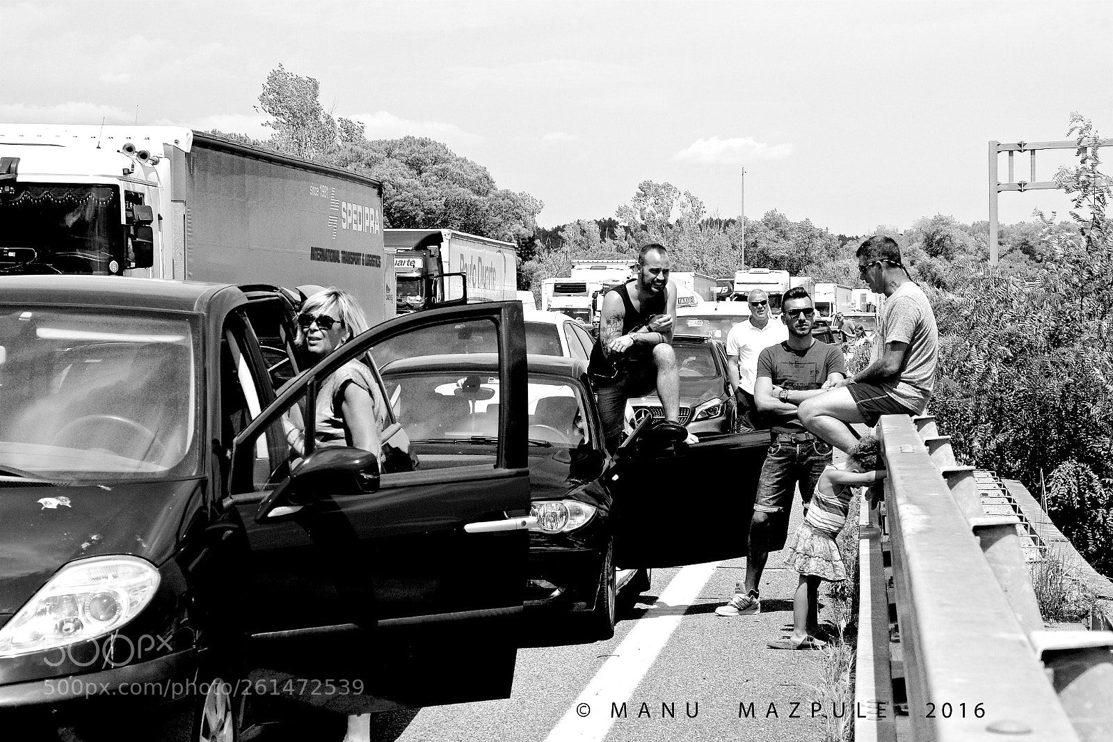 Canon EOS 70D sample photo. 150. people in girona. catalunya... photography