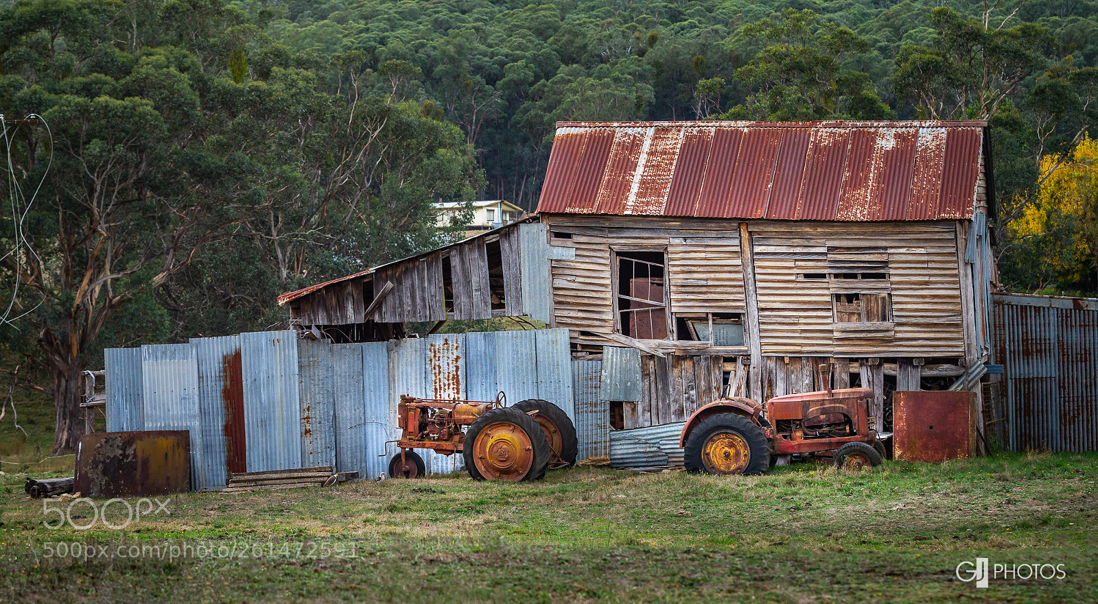 Canon EOS 60D sample photo. Parked photography