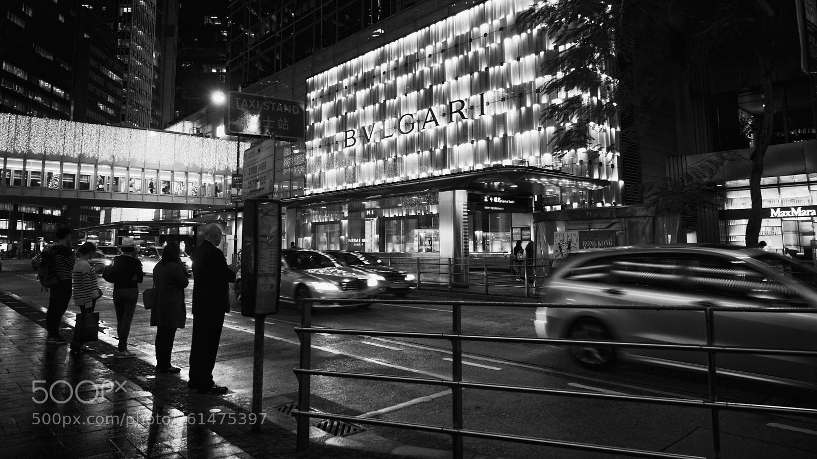 Sony a7 II sample photo. Night in street photography