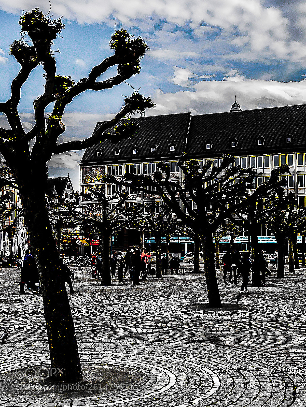 Panasonic Lumix DMC-GX7 sample photo. Town square photography