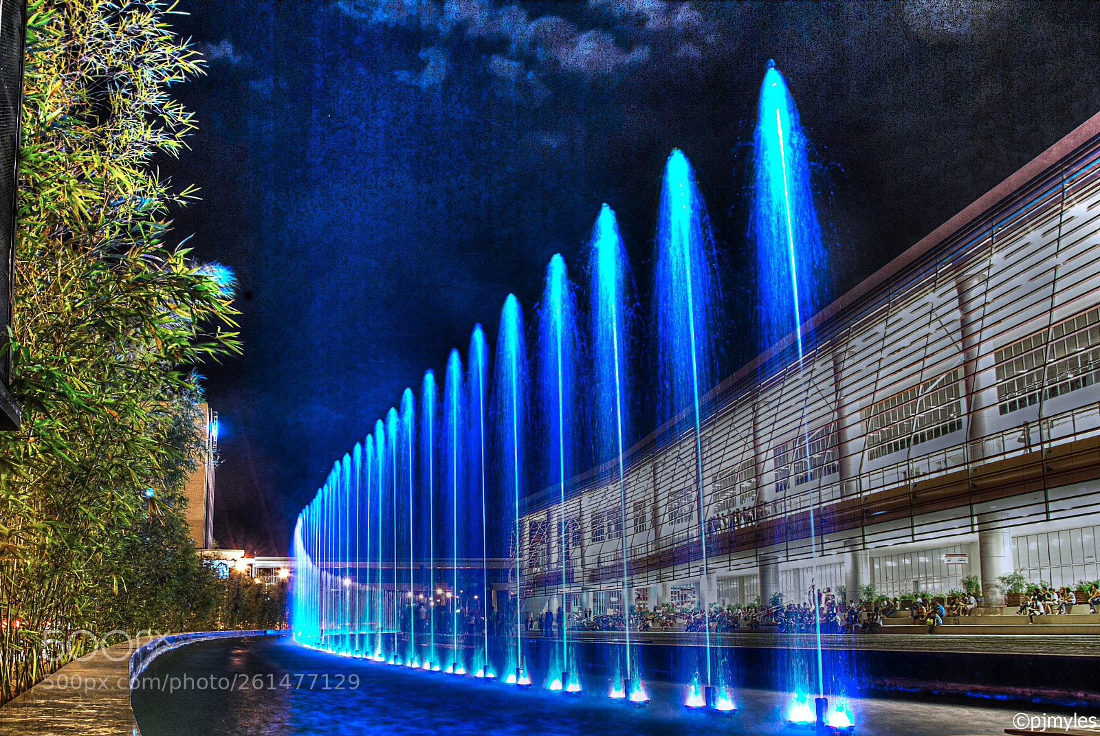 Nikon D80 sample photo. Fountain photography