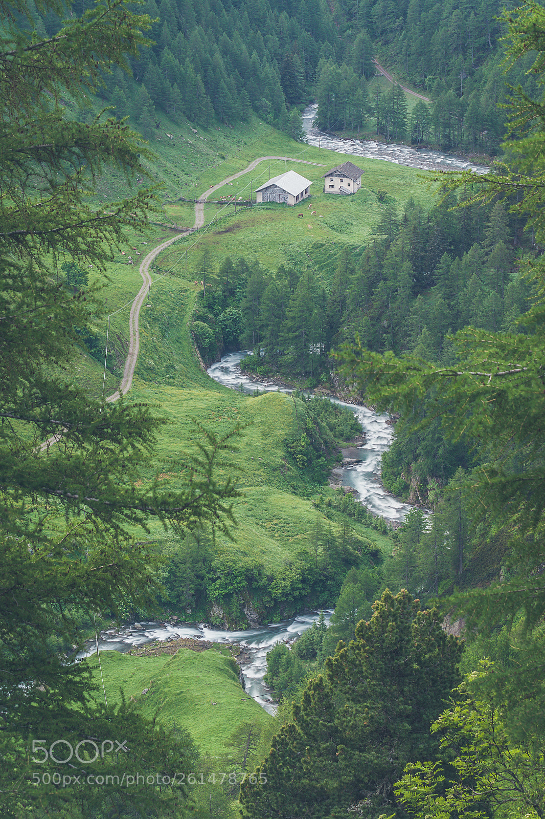 Pentax K-S2 sample photo. In the valley.... photography