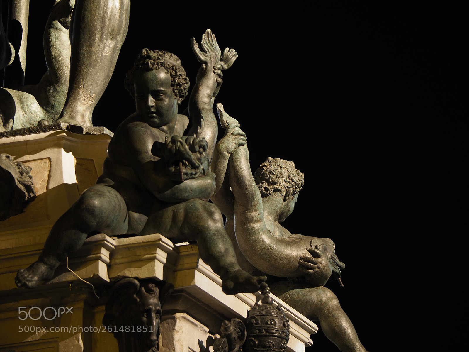 Olympus OM-D E-M1 Mark II sample photo. Putto della fontana del photography