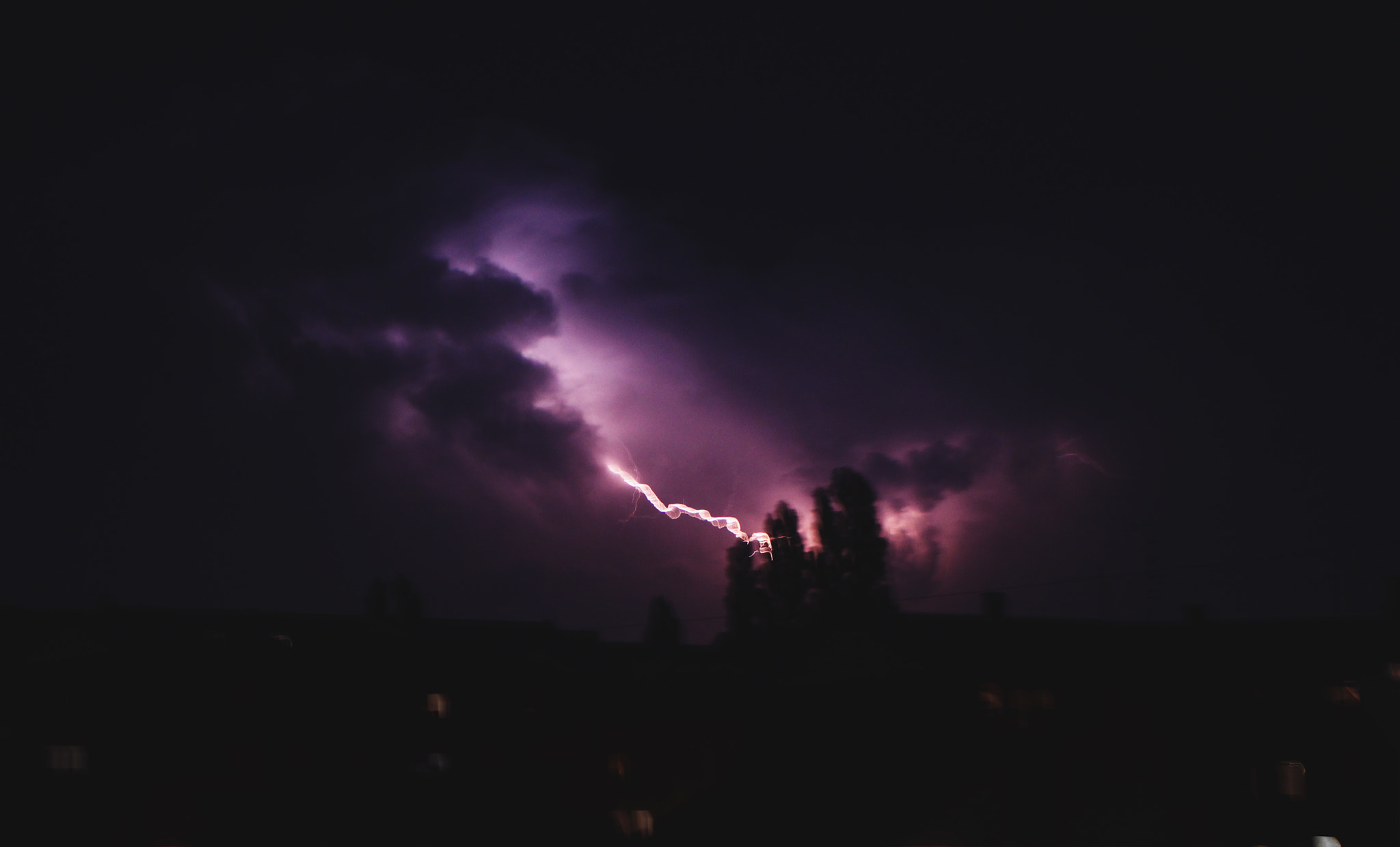 Canon EOS M2 sample photo. Storm photography