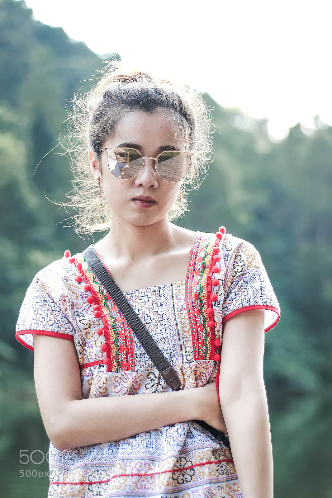Canon EOS 700D (EOS Rebel T5i / EOS Kiss X7i) sample photo. Asian woman wearing tribe photography