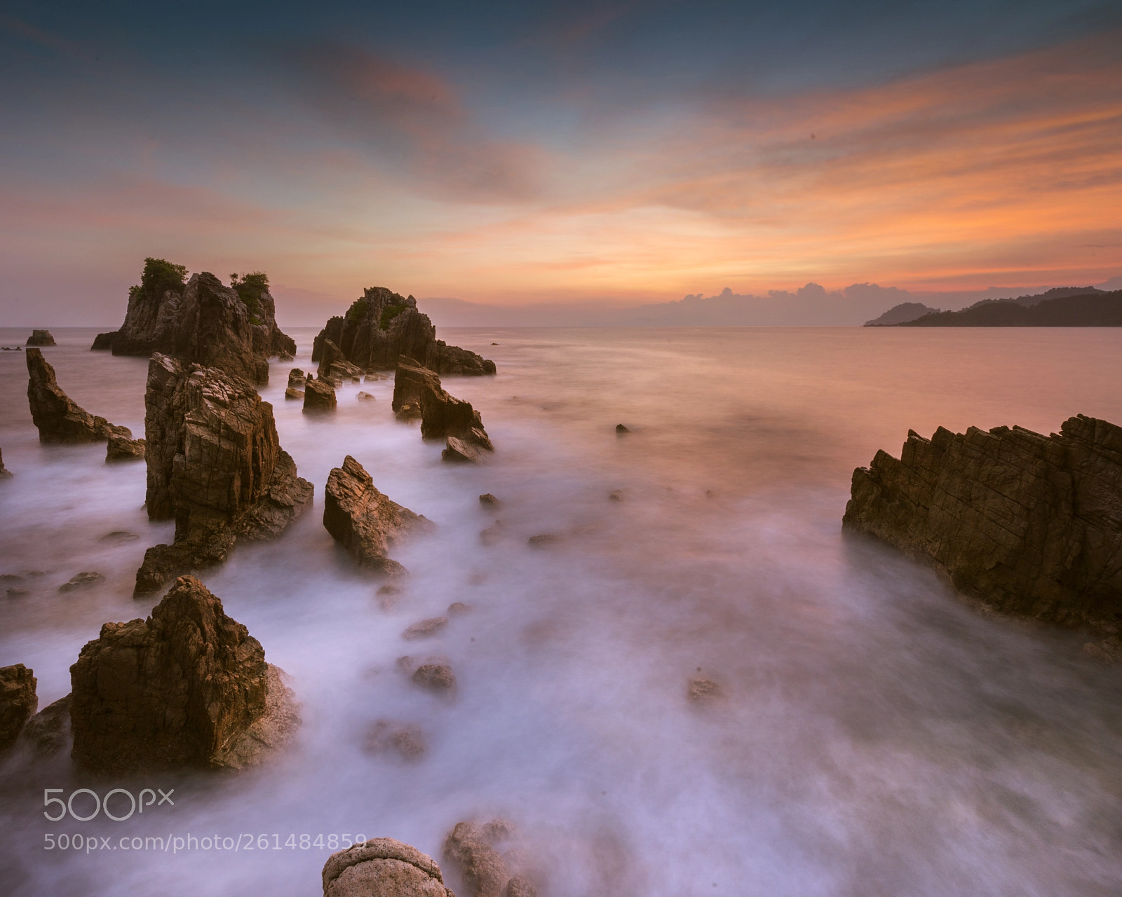 Nikon D800 sample photo. Kelumbayan before dark photography