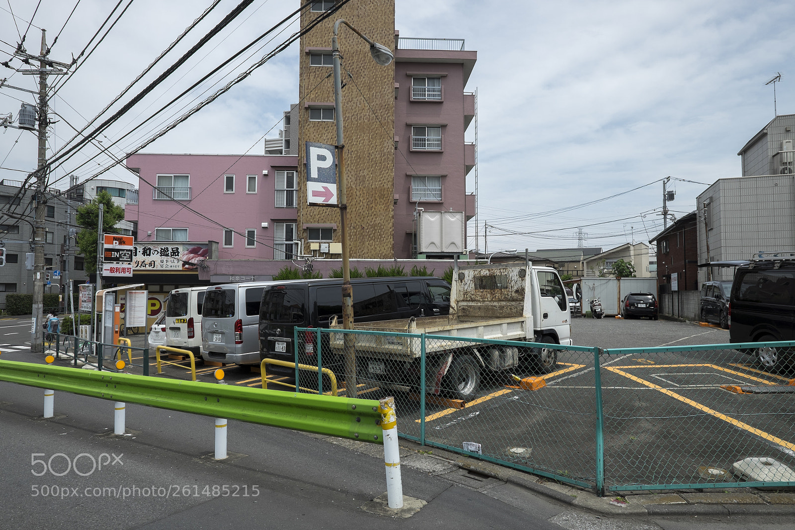 Fujifilm X-T1 sample photo. Tokyo.杉並区和泉　大宮八幡前 photography