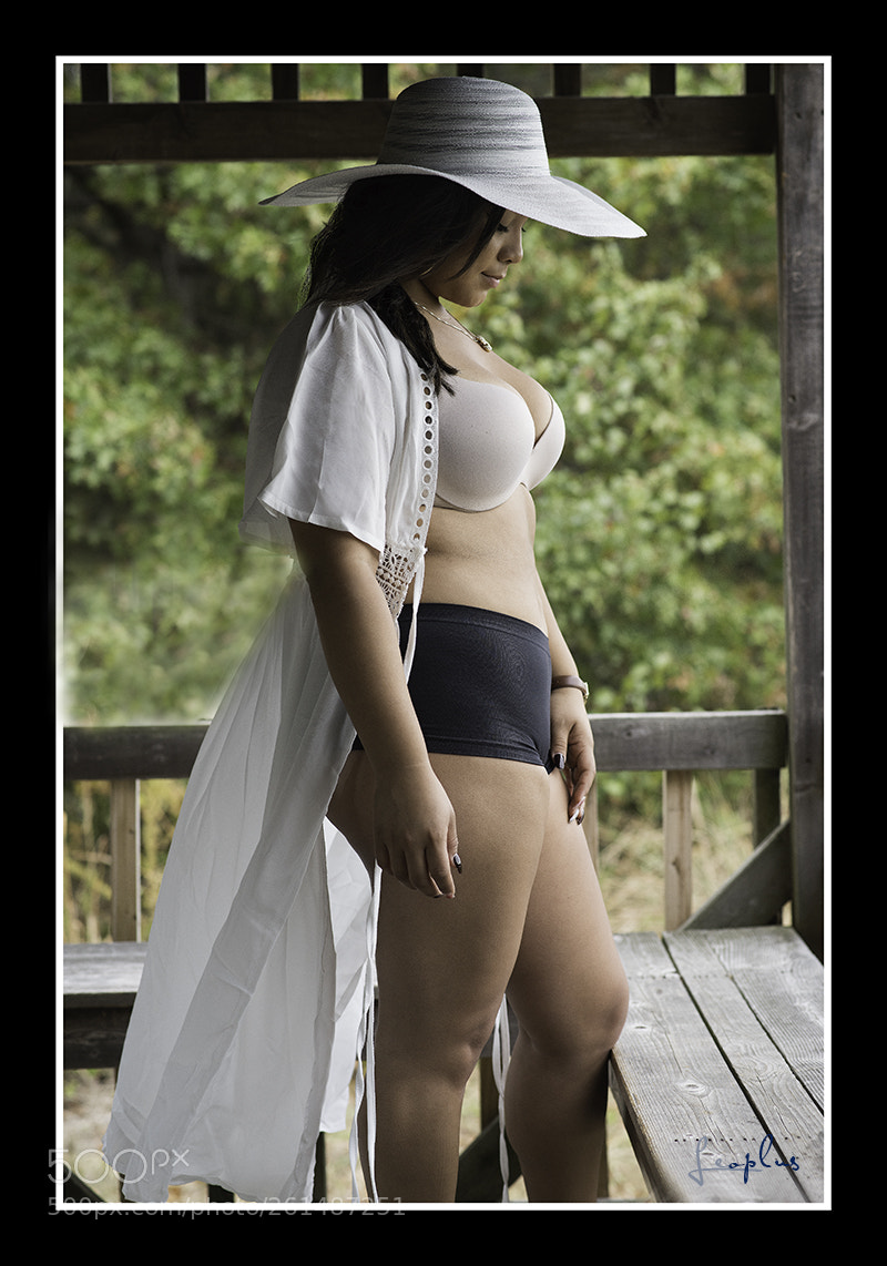 Nikon D810 sample photo. Pondering photography