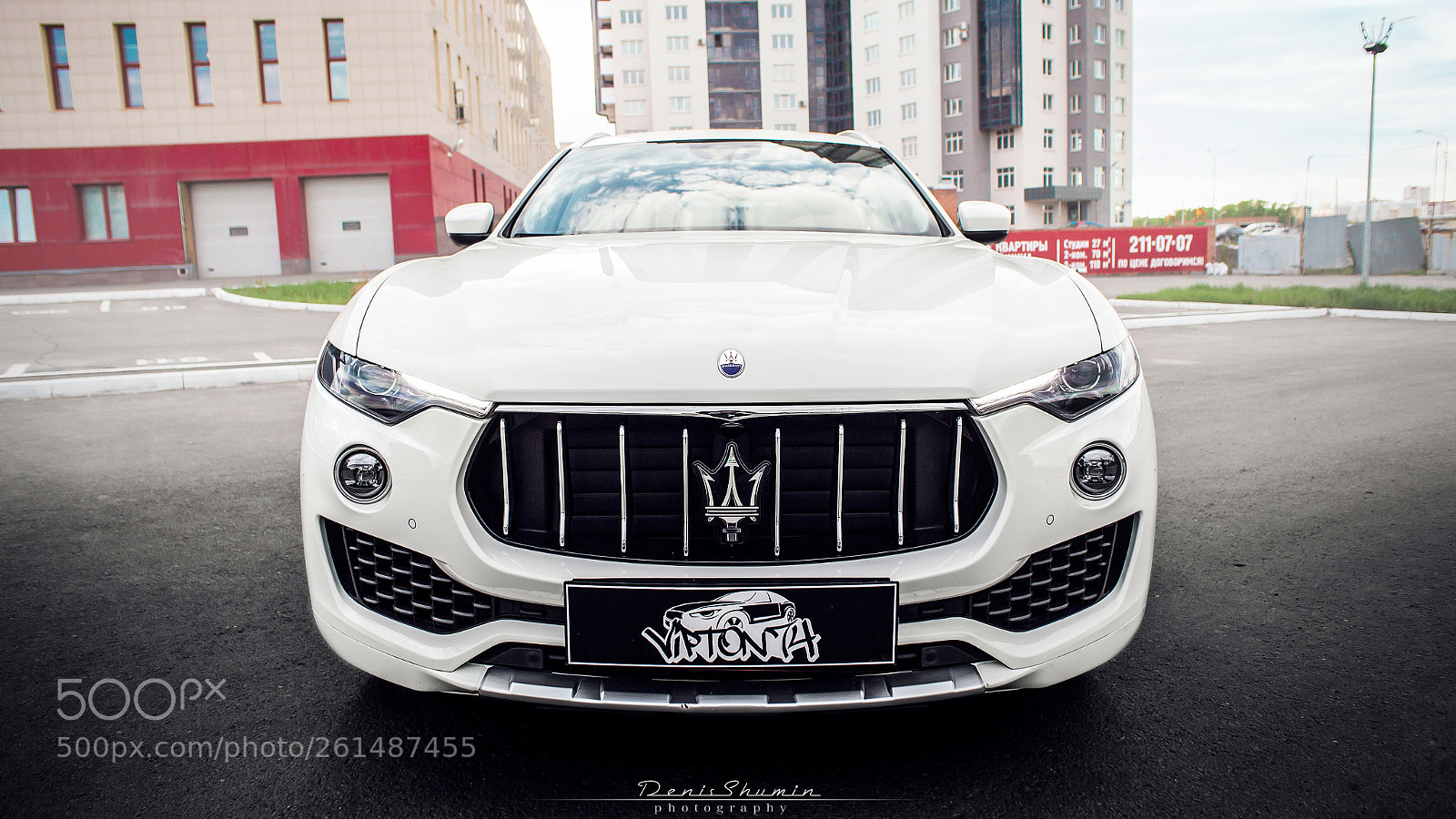 Canon EOS 5D Mark II sample photo. Maserati levante photography