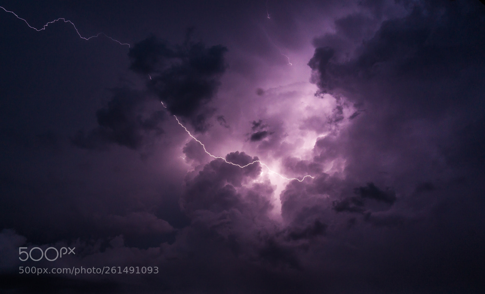 Sony a6000 sample photo. Lightning photography