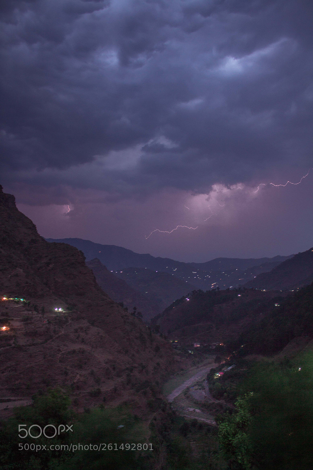 Canon EOS 700D (EOS Rebel T5i / EOS Kiss X7i) sample photo. Storm chasing photography