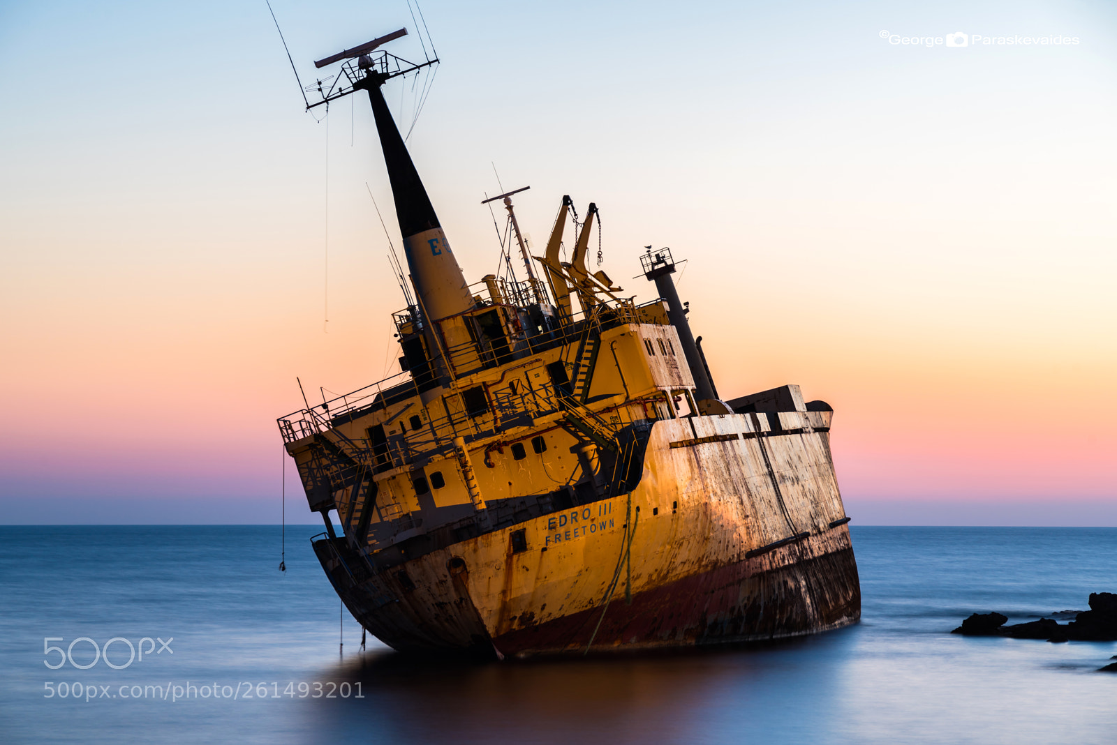 Nikon D750 sample photo. A ship that never photography