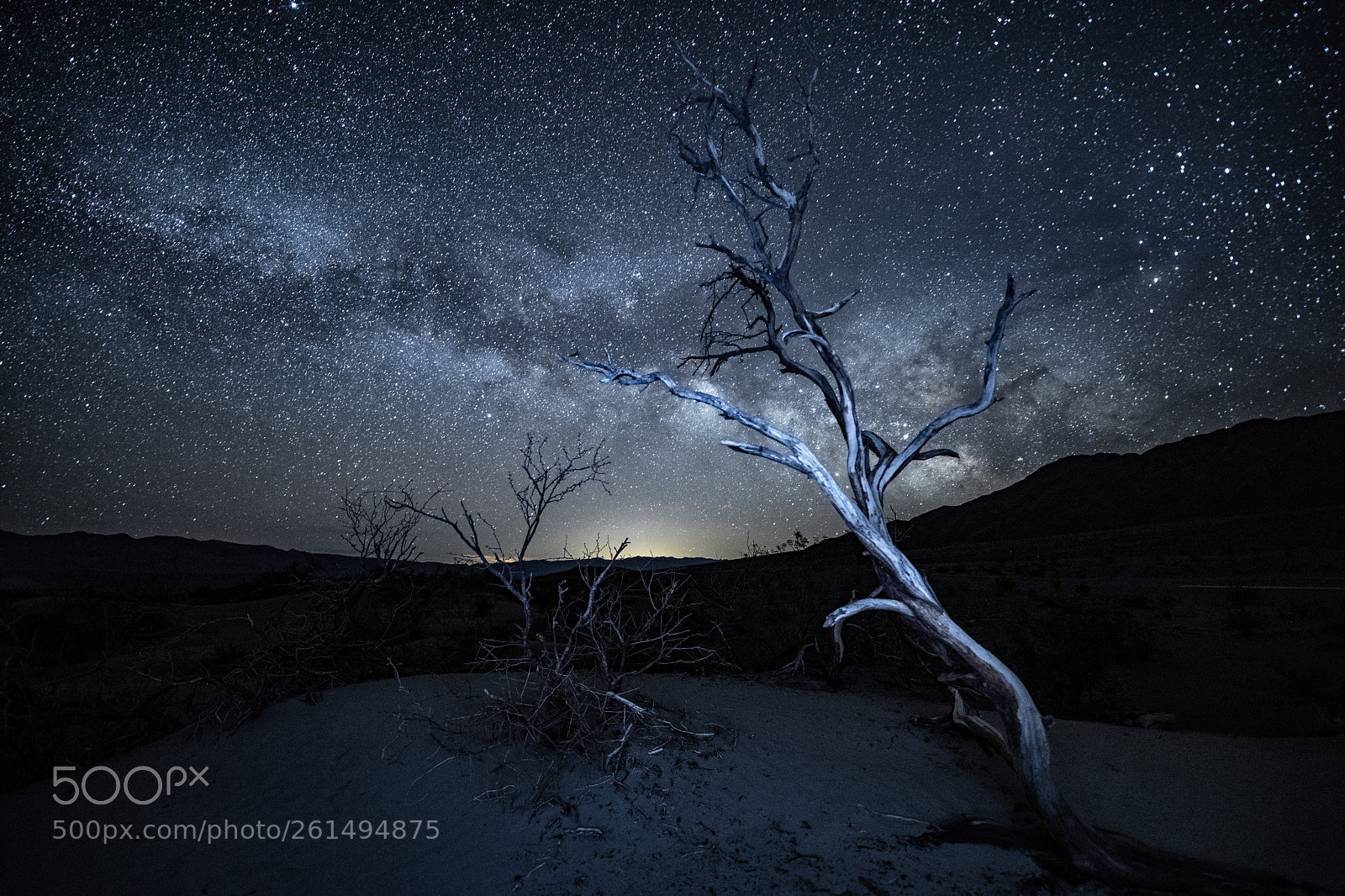 Canon EOS 5D Mark IV sample photo. Death valley milky way photography