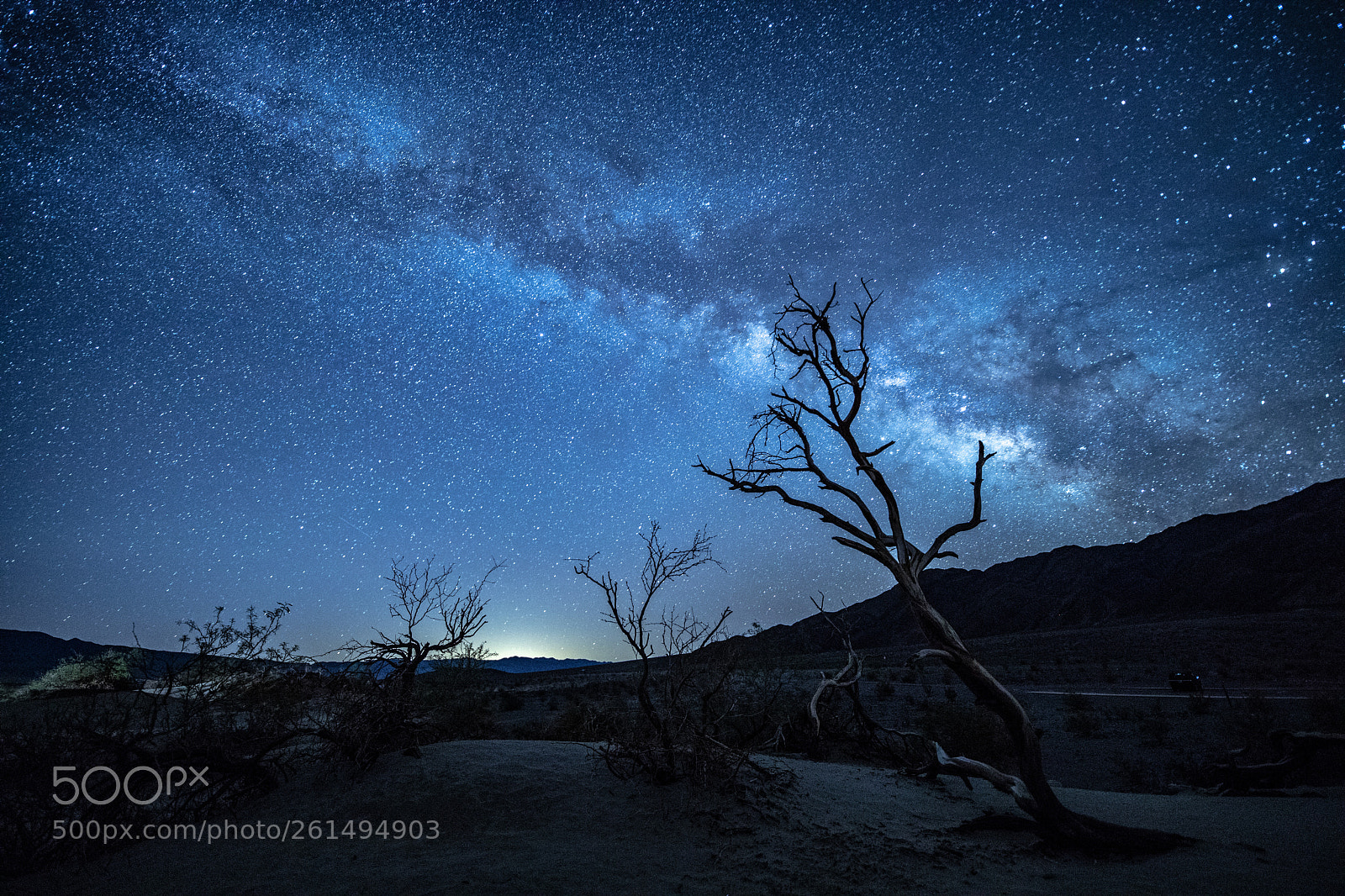 Canon EOS 5D Mark IV sample photo. Death valley milky way photography
