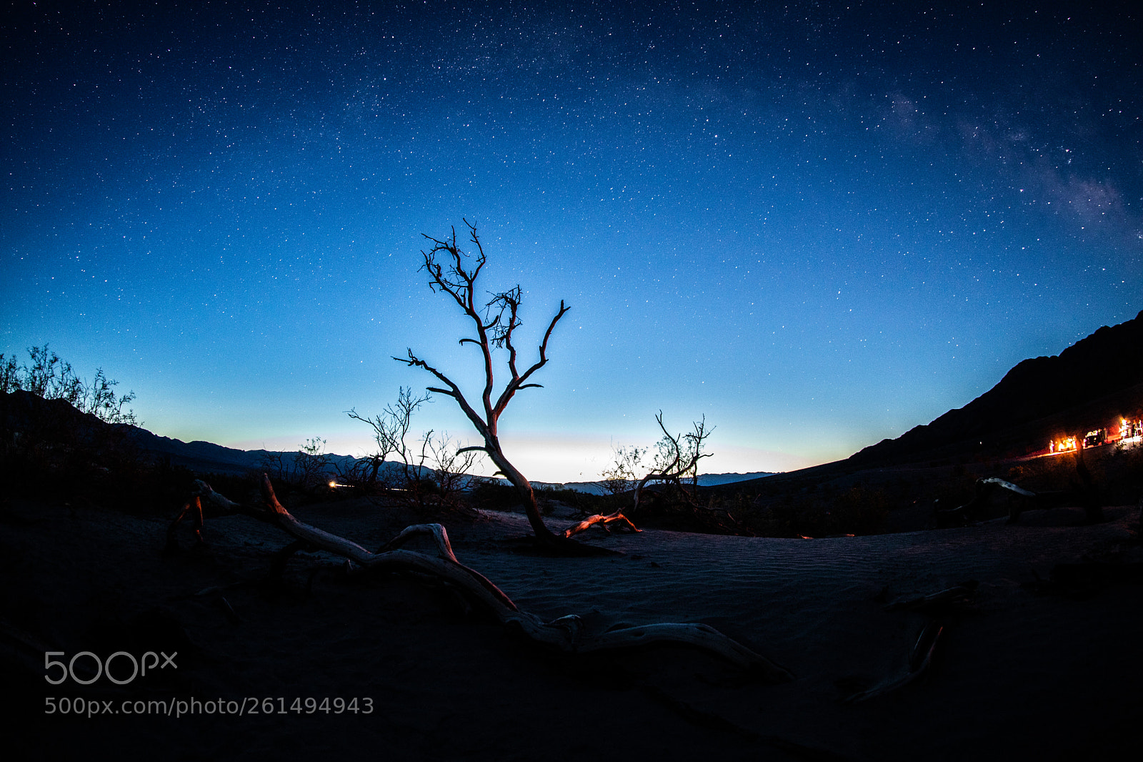 Canon EOS 5D Mark IV sample photo. Death valley milky way photography
