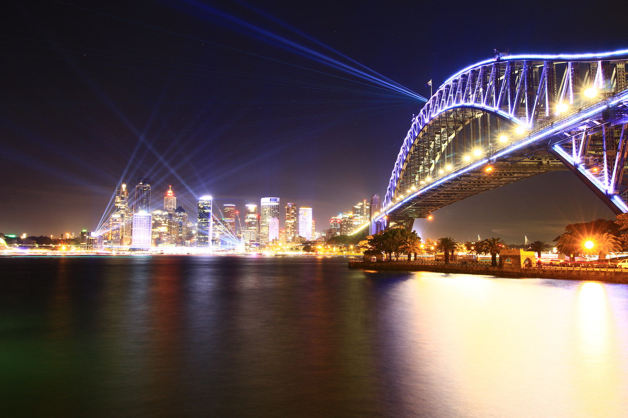 Canon EOS 70D sample photo. Sydney vivid light photography