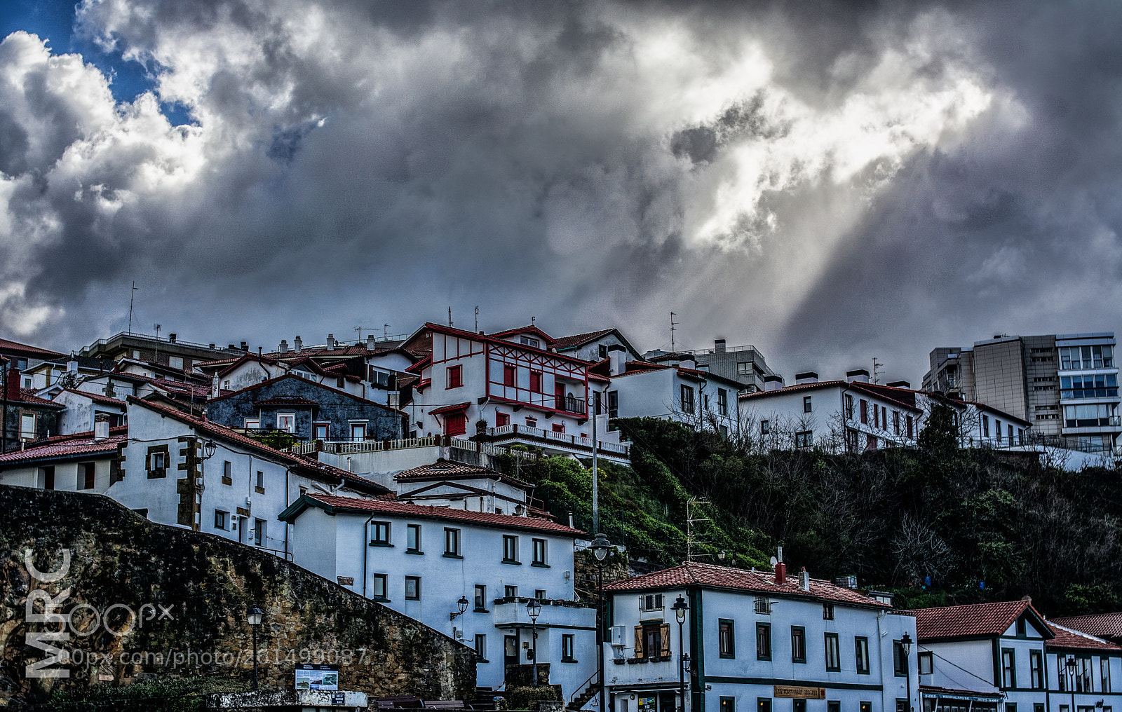Nikon D5200 sample photo. Hdr town photography