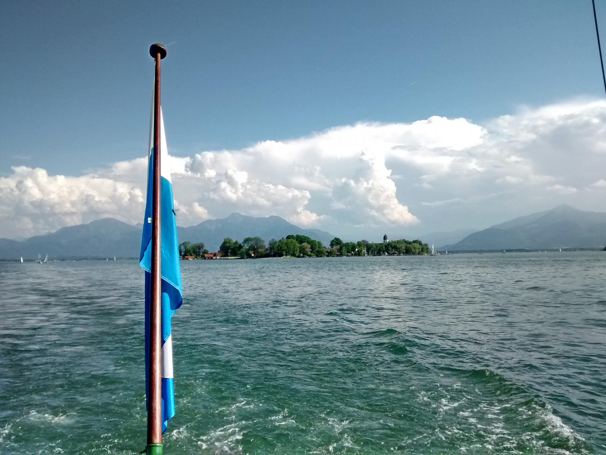 Motorola XT1032 sample photo. Bye, woman`s island ! photography
