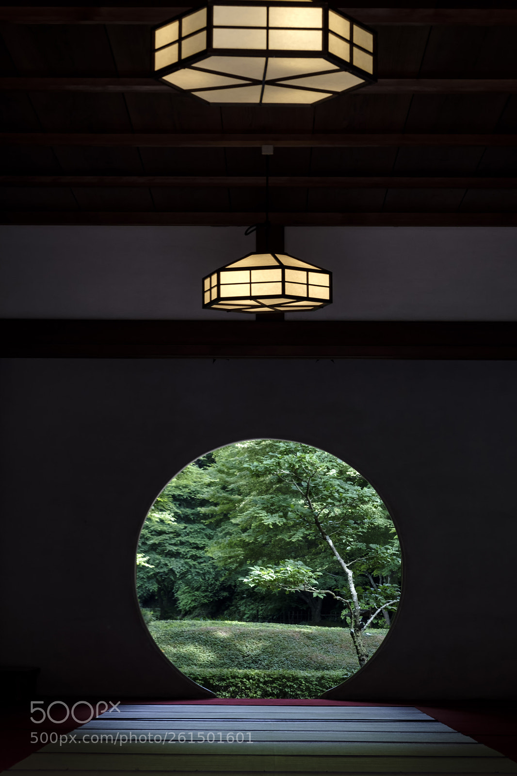 Fujifilm X-Pro2 sample photo. Enlightenment window photography