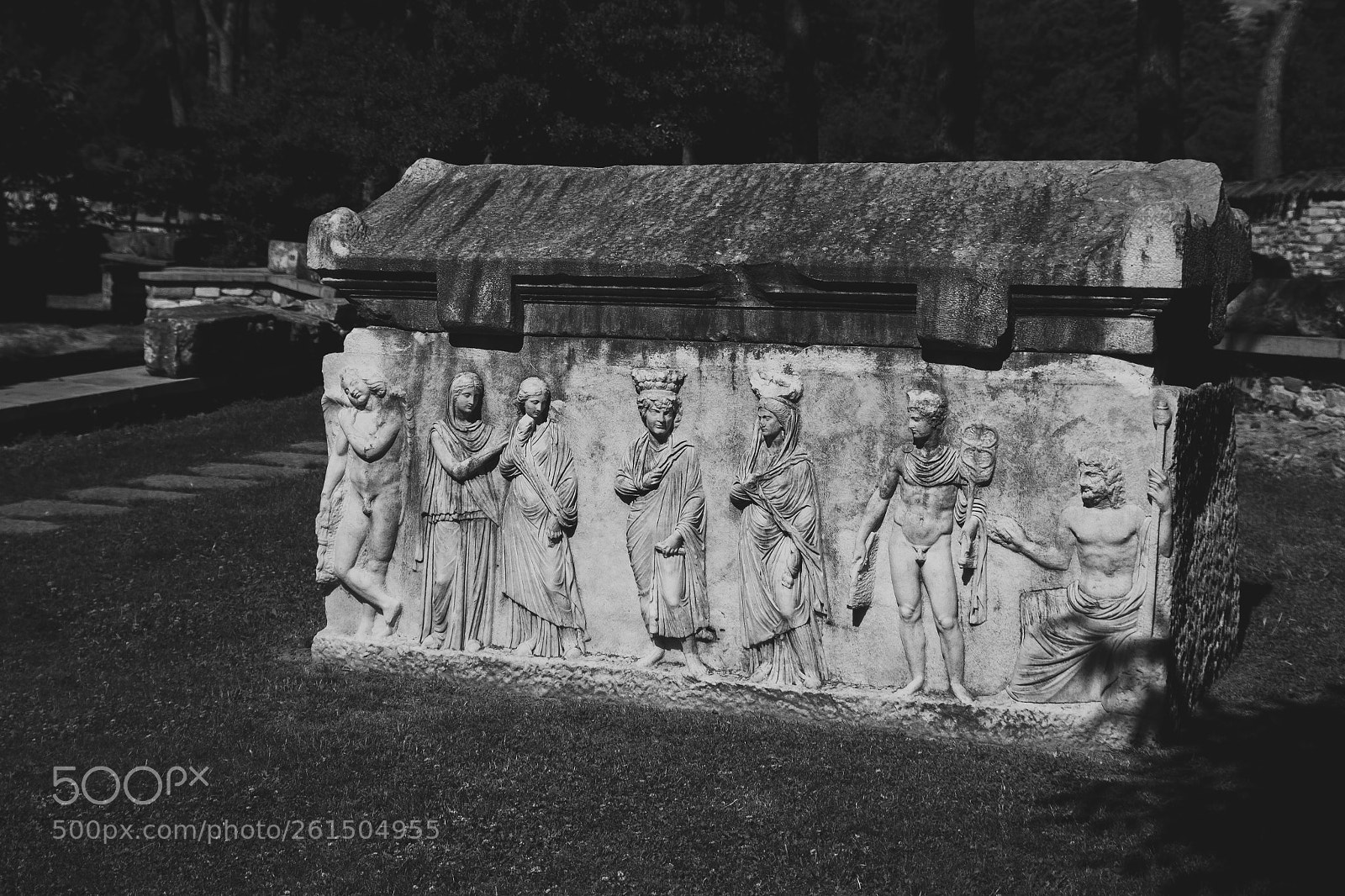 Canon EOS 7D sample photo. Sarcophagus photography