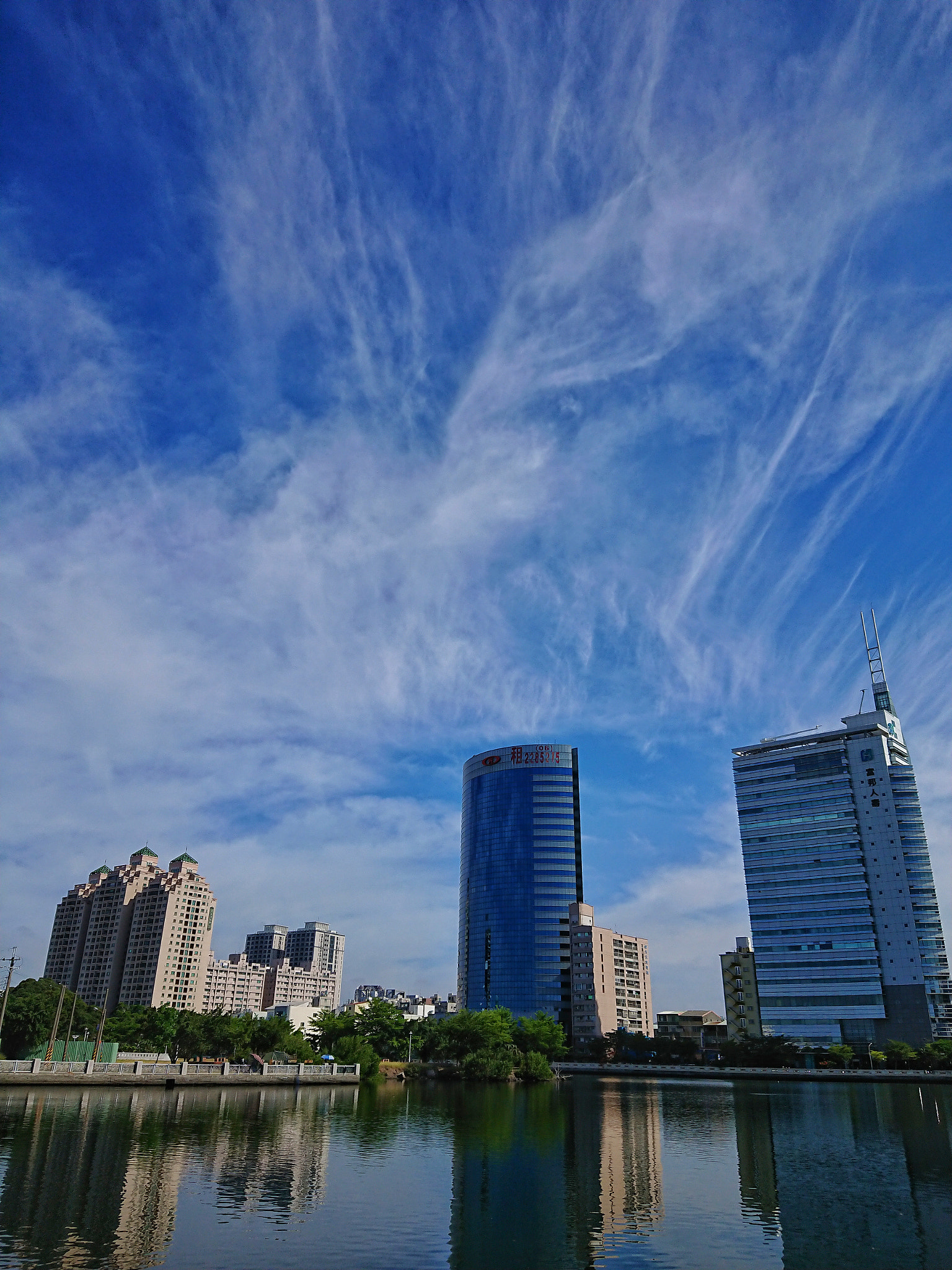 Sony Xperia XZ Premium sample photo