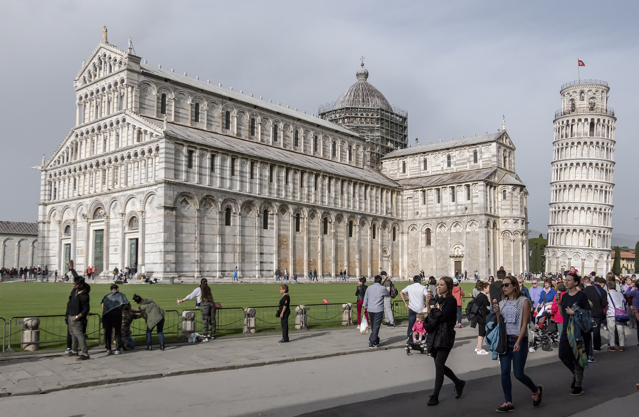 Panasonic Lumix DMC-LX10 (Lumix DMC-LX15) sample photo. Pisa italy () photography