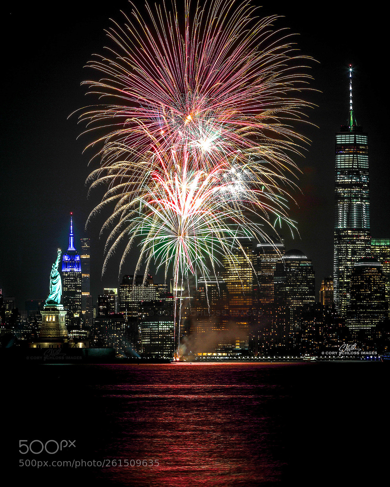 Canon EOS 5D Mark IV sample photo. Fireworks | nyc photography