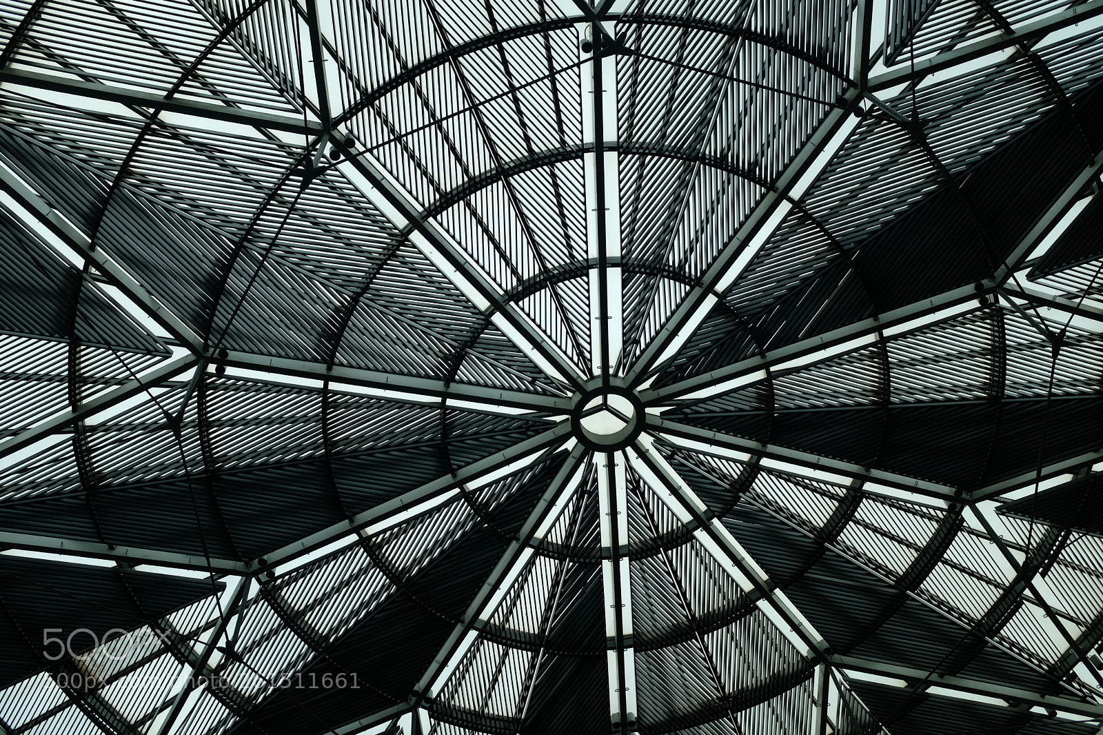 Fujifilm X100F sample photo. Platfond photography
